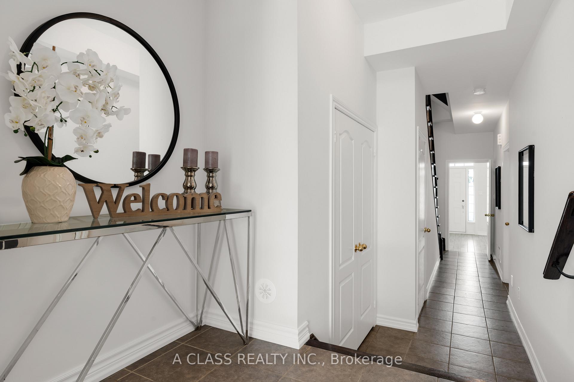 Photo 4 of 10397 Woodbine Avenue, Markham, Cathedraltown — HOMEH