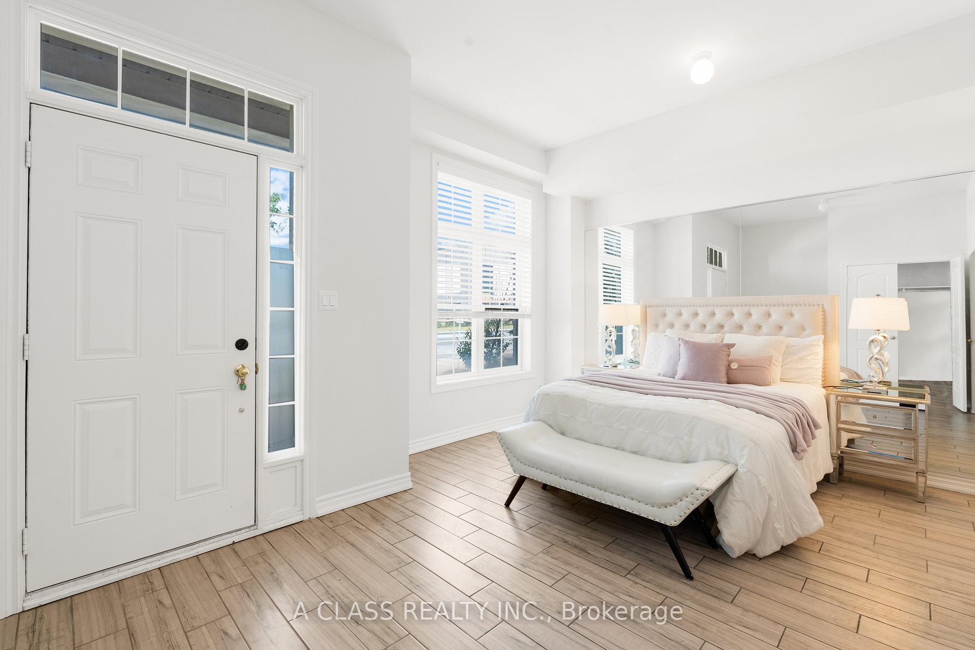 Photo 11 of 10397 Woodbine Avenue, Markham, Cathedraltown — HOMEH