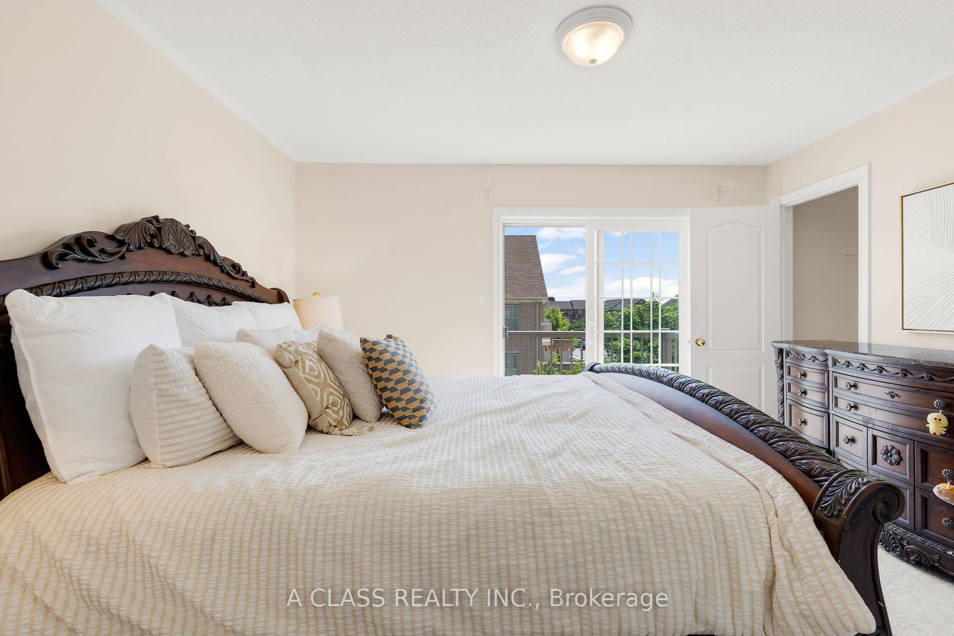 Photo 24 of 10397 Woodbine Avenue, Markham, Cathedraltown — HOMEH