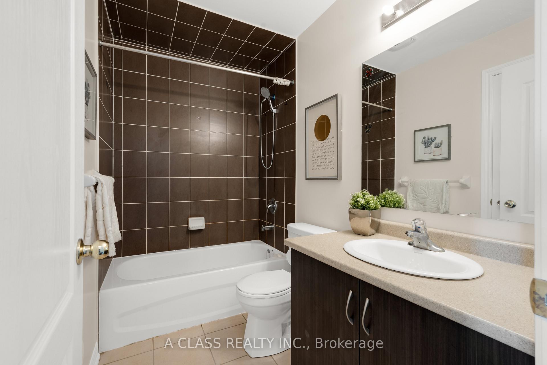 Photo 28 of 10397 Woodbine Avenue, Markham, Cathedraltown — HOMEH