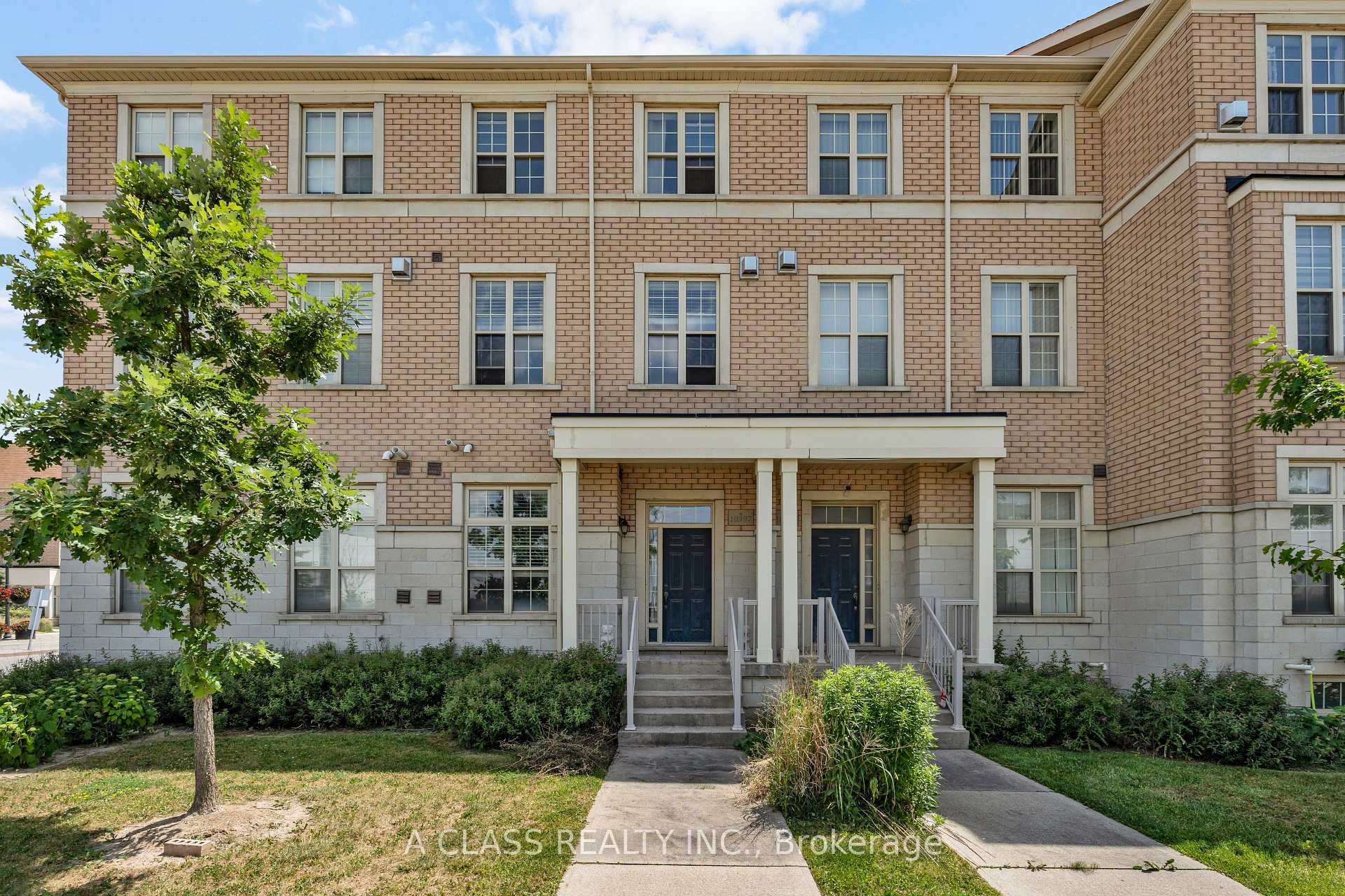 Photo 40 of 10397 Woodbine Avenue, Markham, Cathedraltown — HOMEH