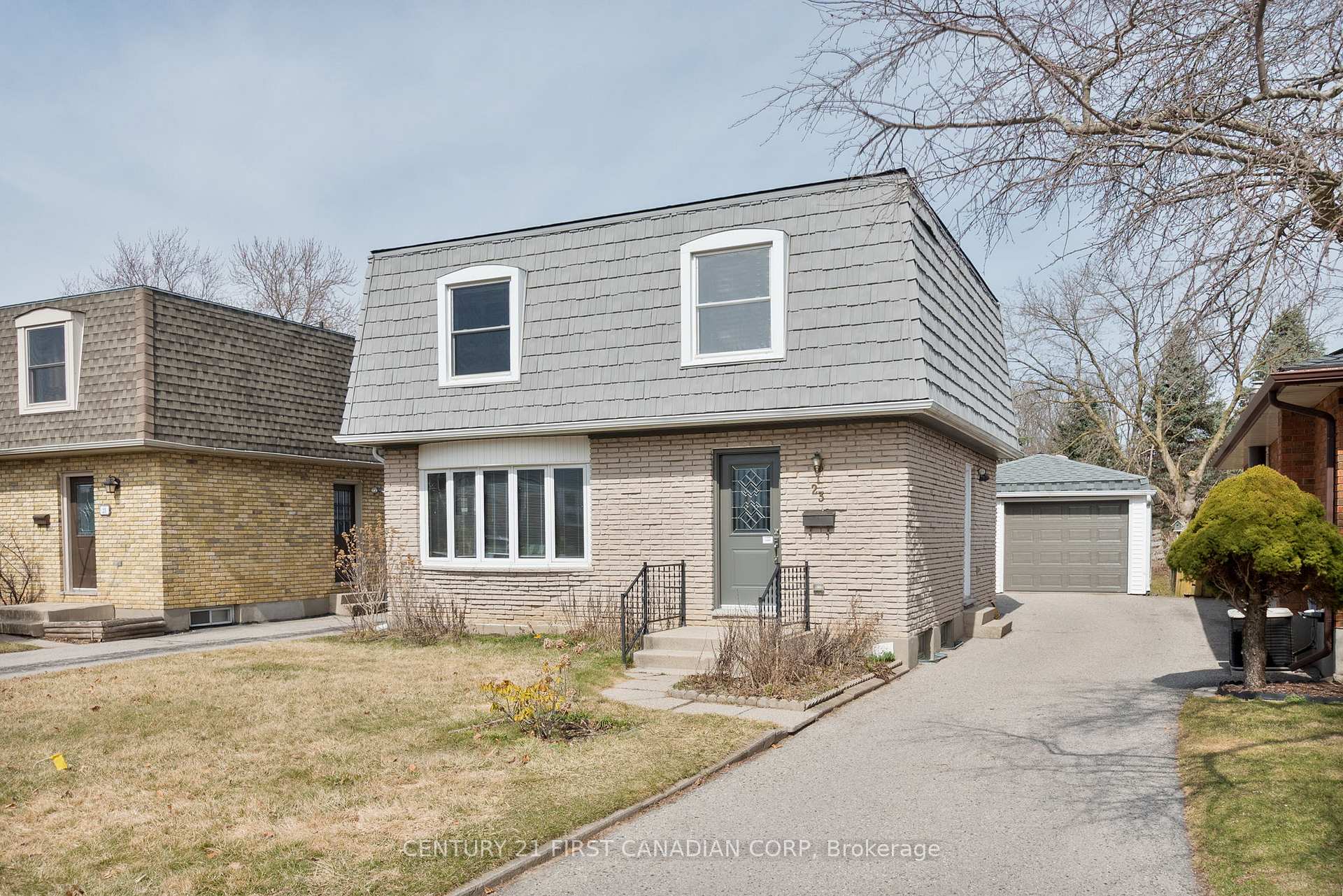 Photo 11 of 23 Rosemount Crescent, St. Thomas — HOMEH