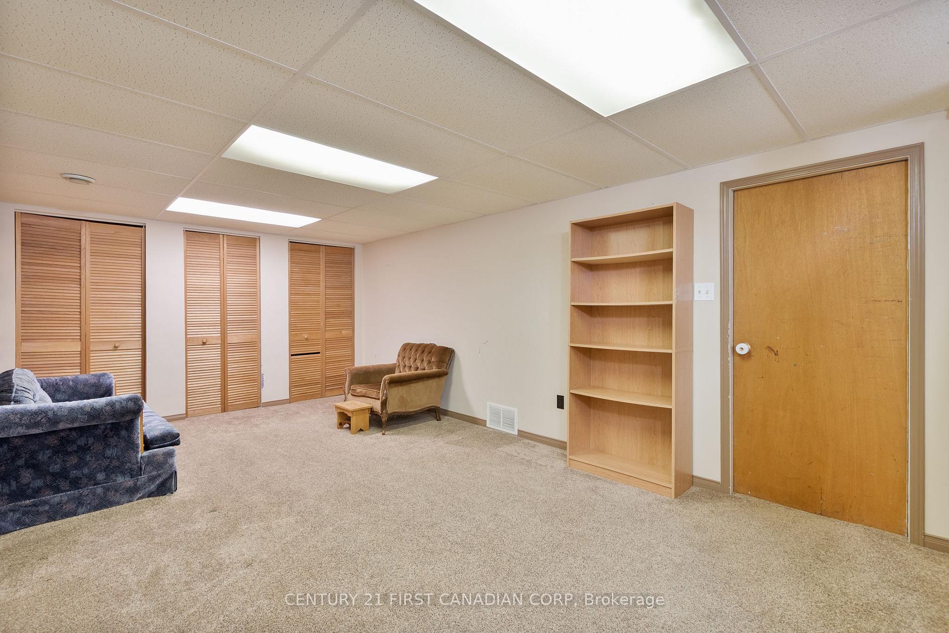 Photo 27 of 23 Rosemount Crescent, St. Thomas — HOMEH