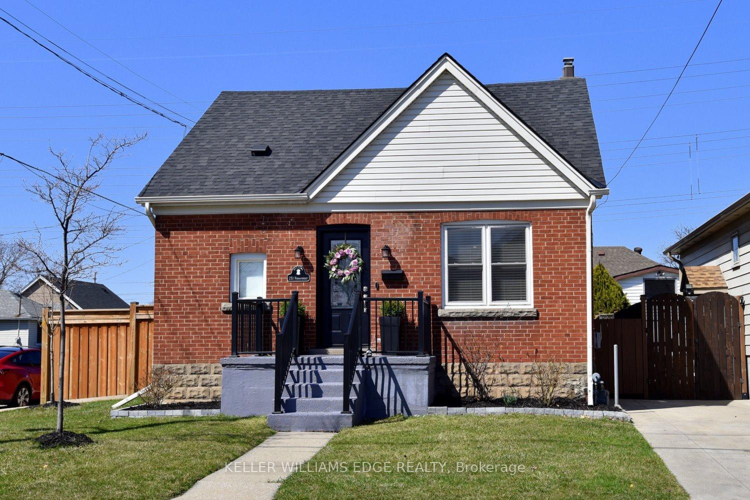 Photo 1 of 251 Normanhurst Avenue, Hamilton, Normanhurst — HOMEH