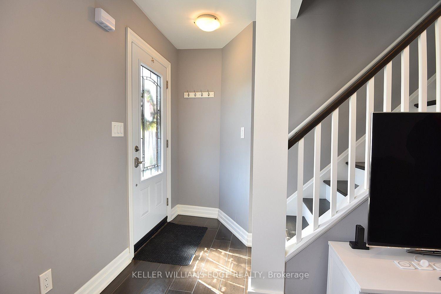 Photo 3 of 251 Normanhurst Avenue, Hamilton, Normanhurst — HOMEH