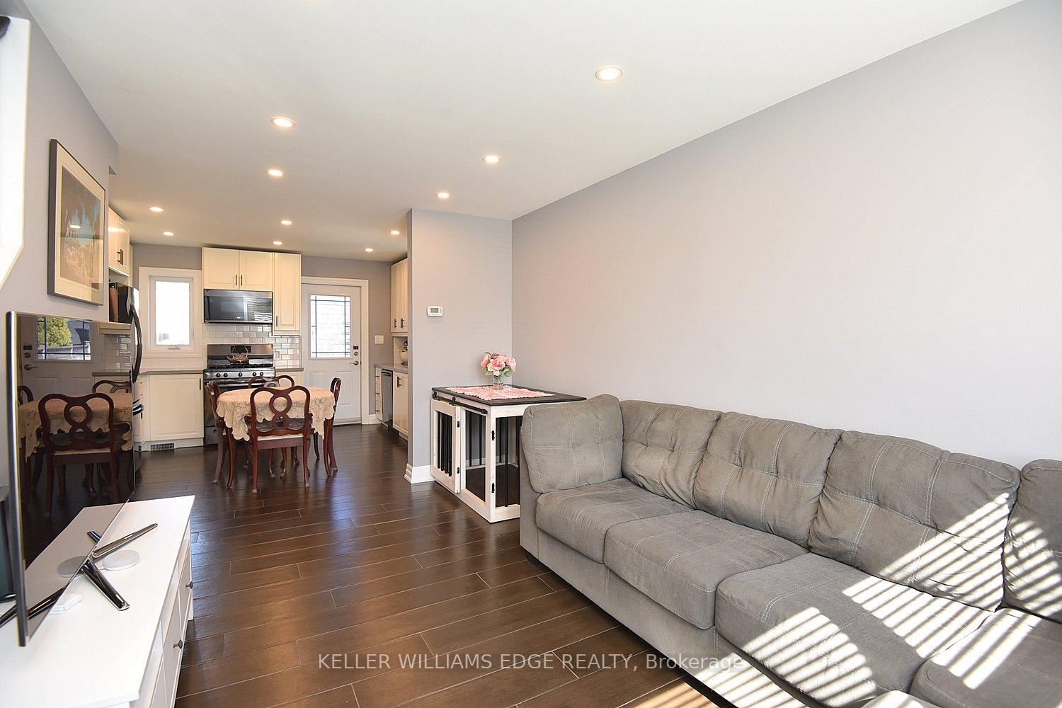 Photo 10 of 251 Normanhurst Avenue, Hamilton, Normanhurst — HOMEH