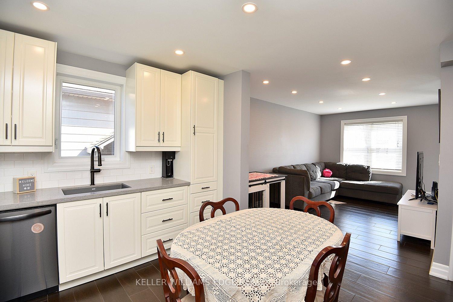 Photo 20 of 251 Normanhurst Avenue, Hamilton, Normanhurst — HOMEH