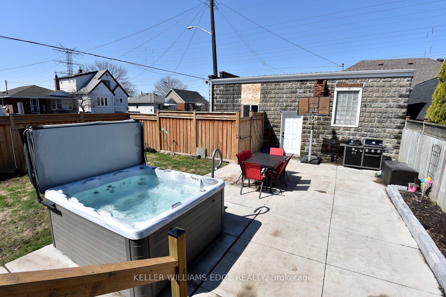 Photo 38 of 251 Normanhurst Avenue, Hamilton, Normanhurst — HOMEH