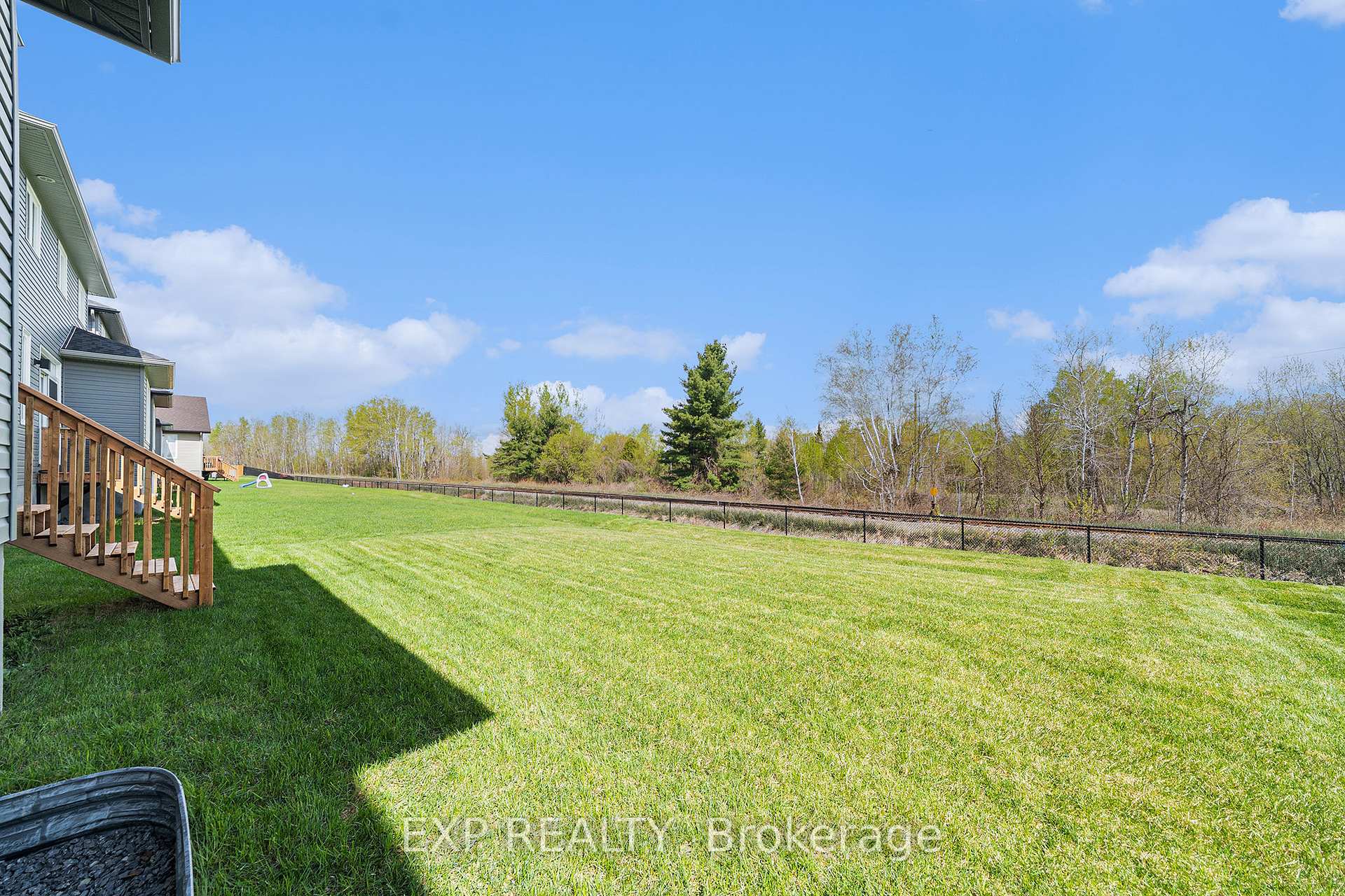 Photo 25 of 125 Seabert Drive, Arnprior — HOMEH