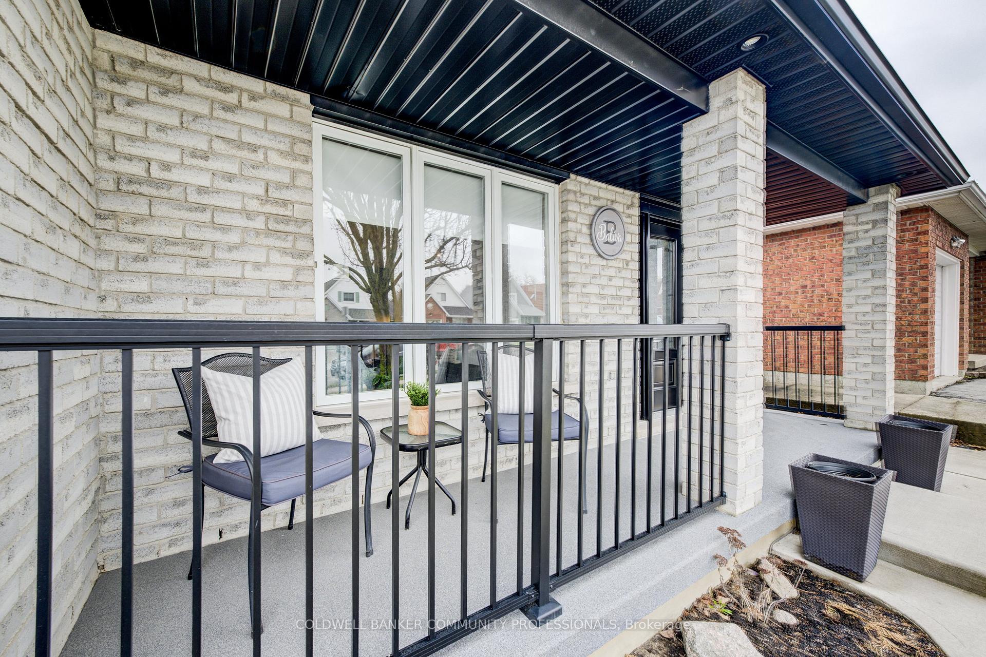 Photo 2 of 682 Acadia Drive, Hamilton, Butler — HOMEH