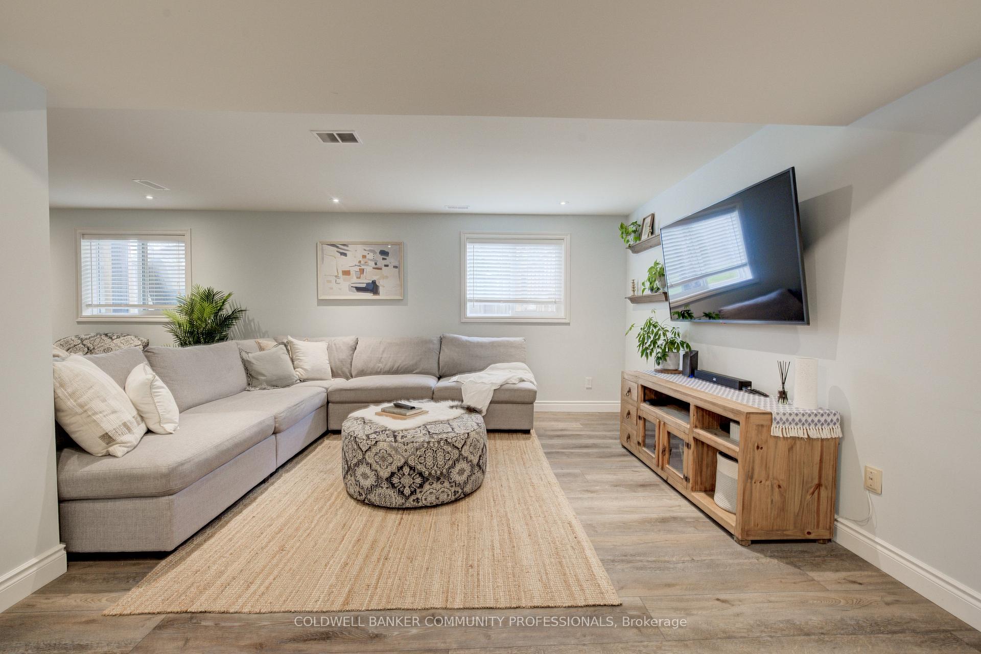 Photo 20 of 682 Acadia Drive, Hamilton, Butler — HOMEH
