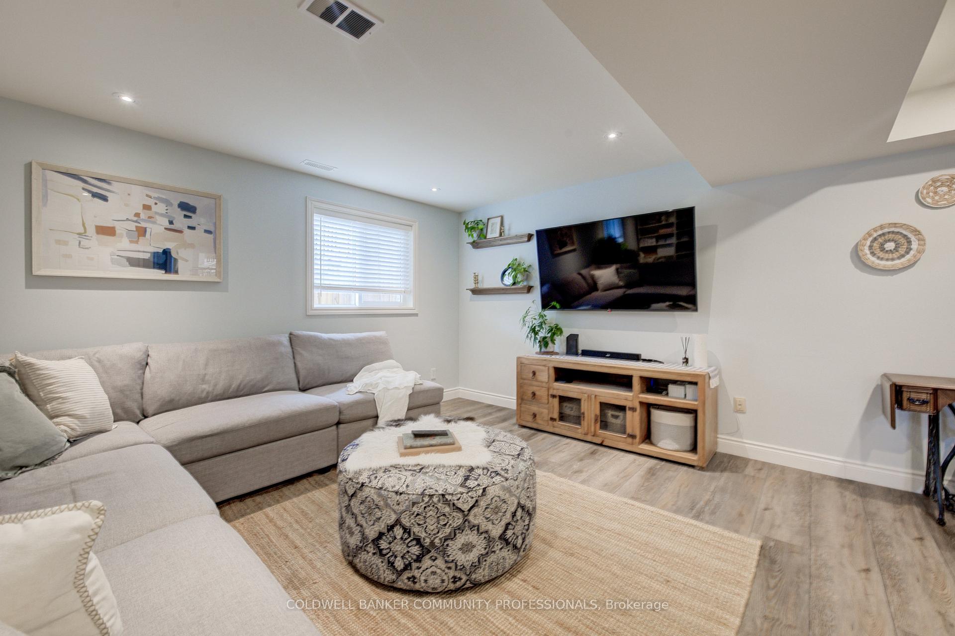 Photo 21 of 682 Acadia Drive, Hamilton, Butler — HOMEH