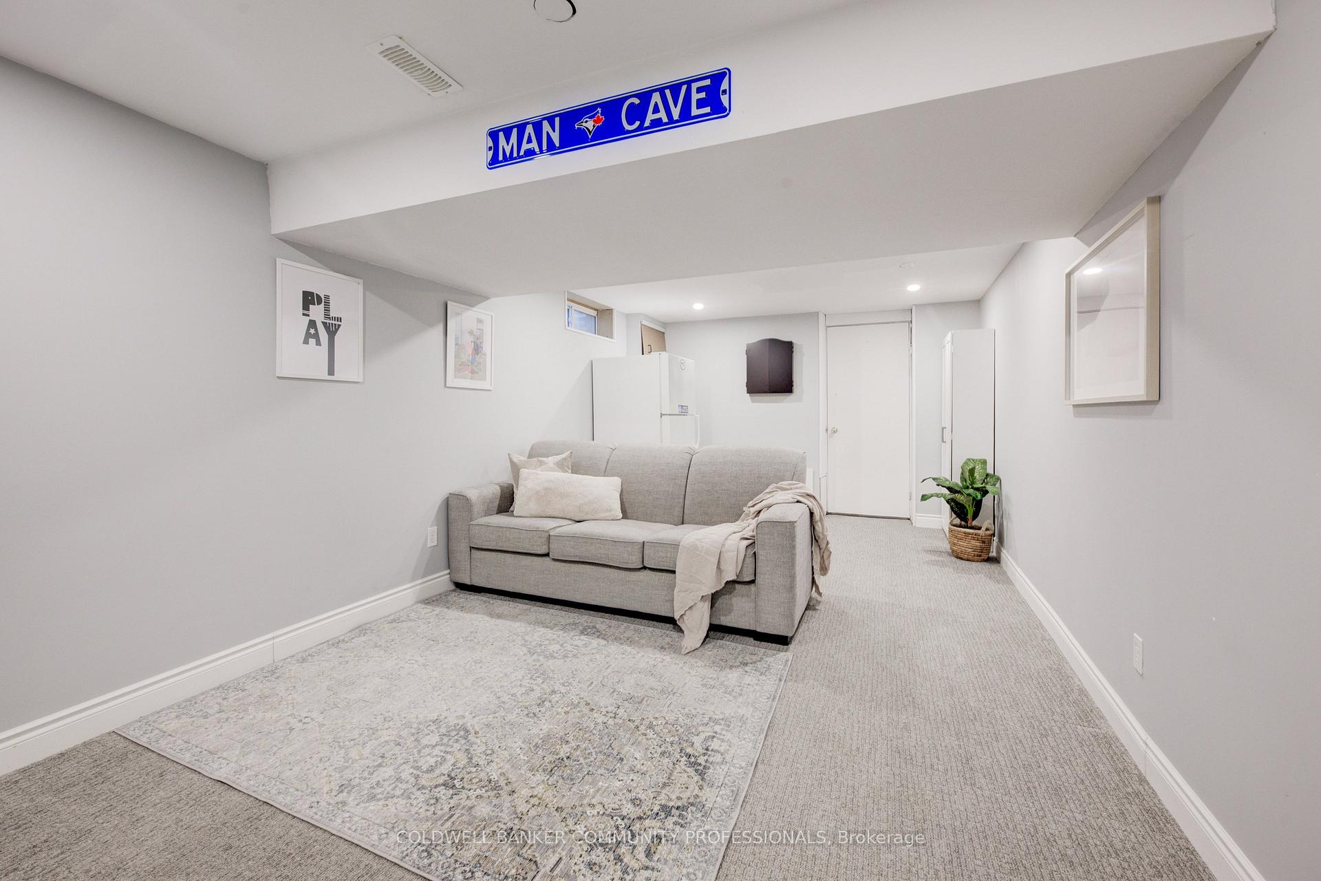 Photo 16 of 682 Acadia Drive, Hamilton, Butler — HOMEH