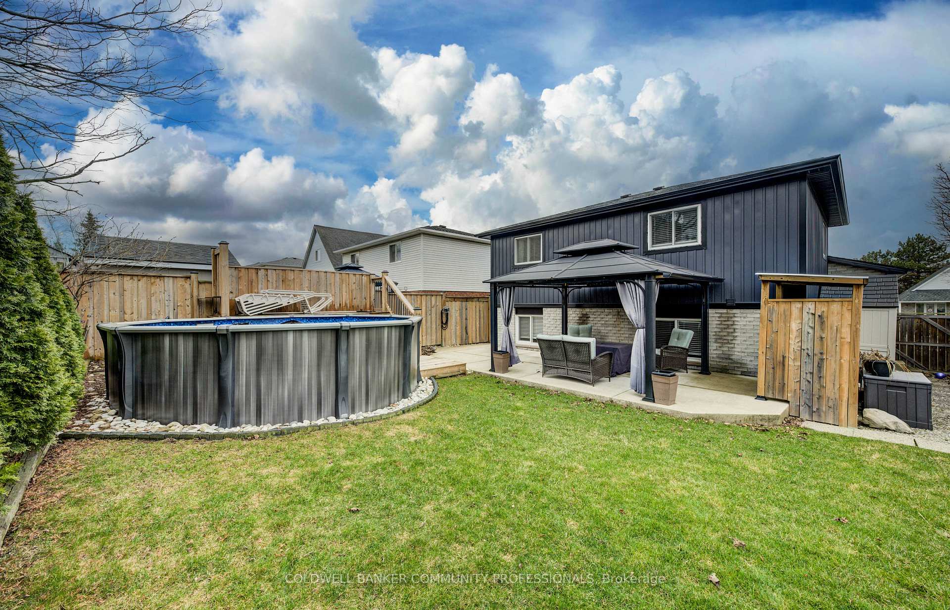 Photo 43 of 682 Acadia Drive, Hamilton, Butler — HOMEH
