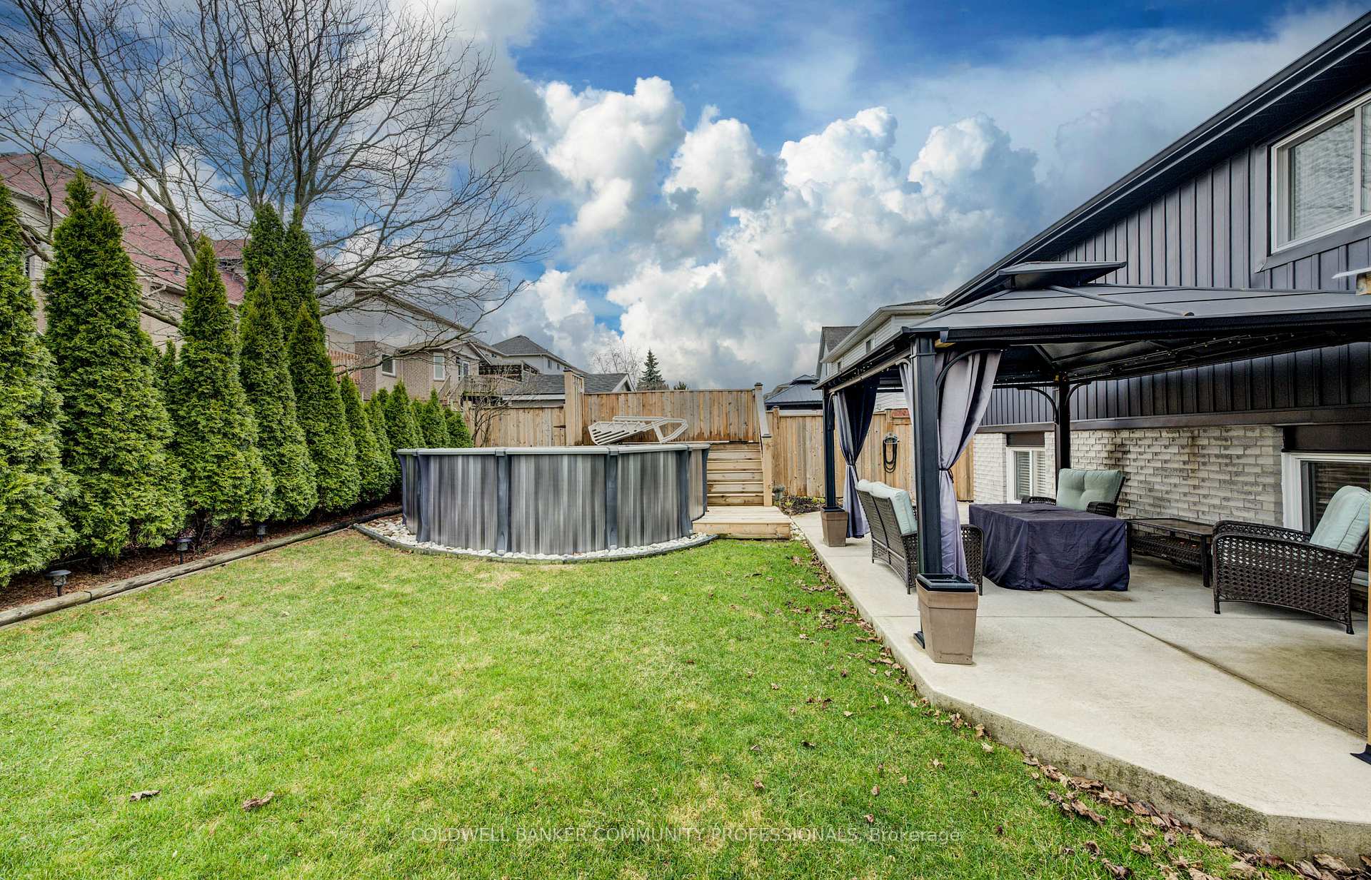 Photo 32 of 682 Acadia Drive, Hamilton, Butler — HOMEH