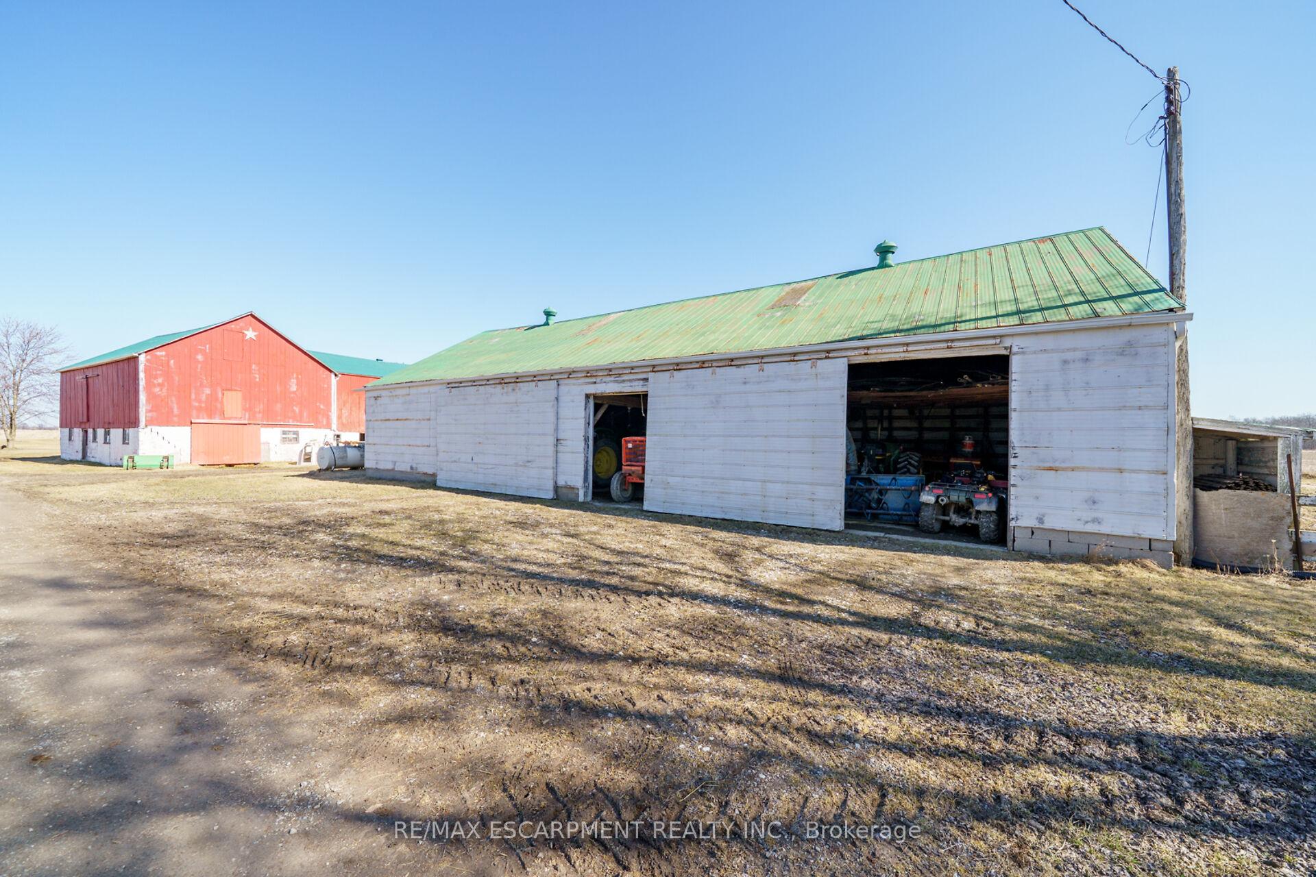Photo 9 of 3412 Young Road, Haldimand — HOMEH
