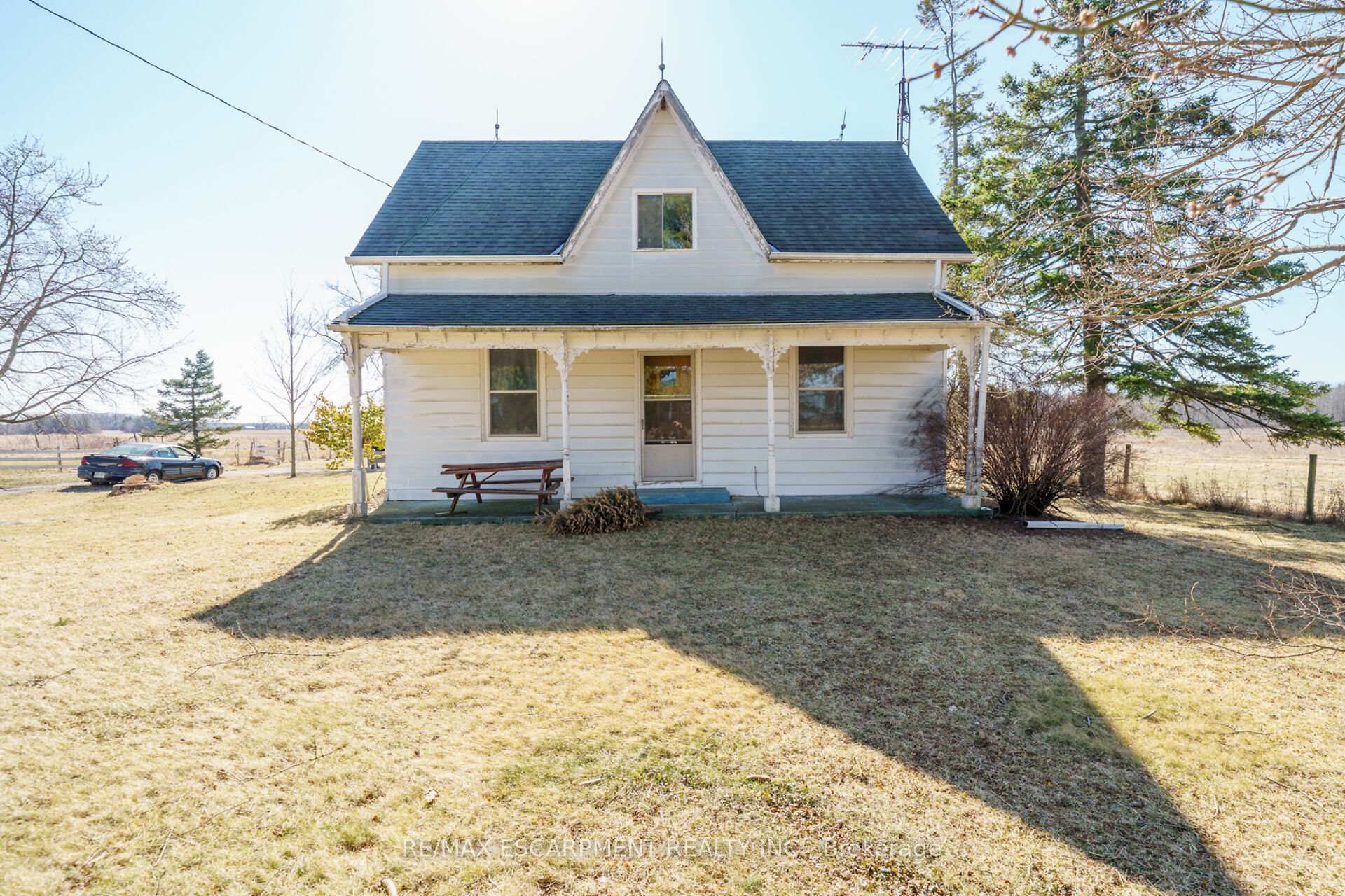 Photo 17 of 3412 Young Road, Haldimand — HOMEH
