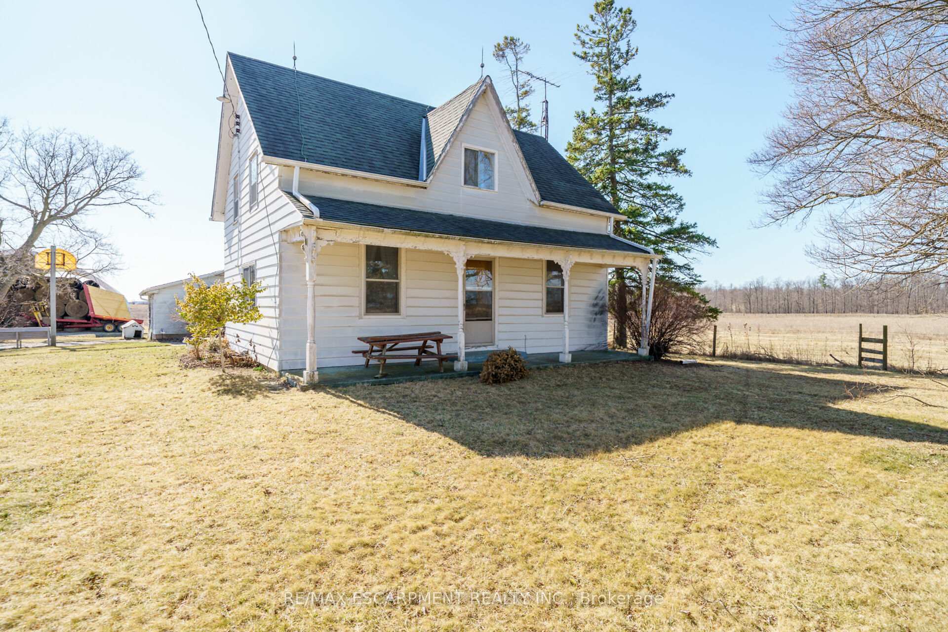 Photo 18 of 3412 Young Road, Haldimand — HOMEH