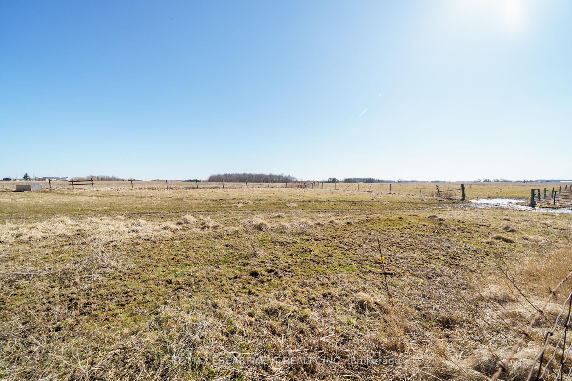 Photo 24 of 3412 Young Road, Haldimand — HOMEH