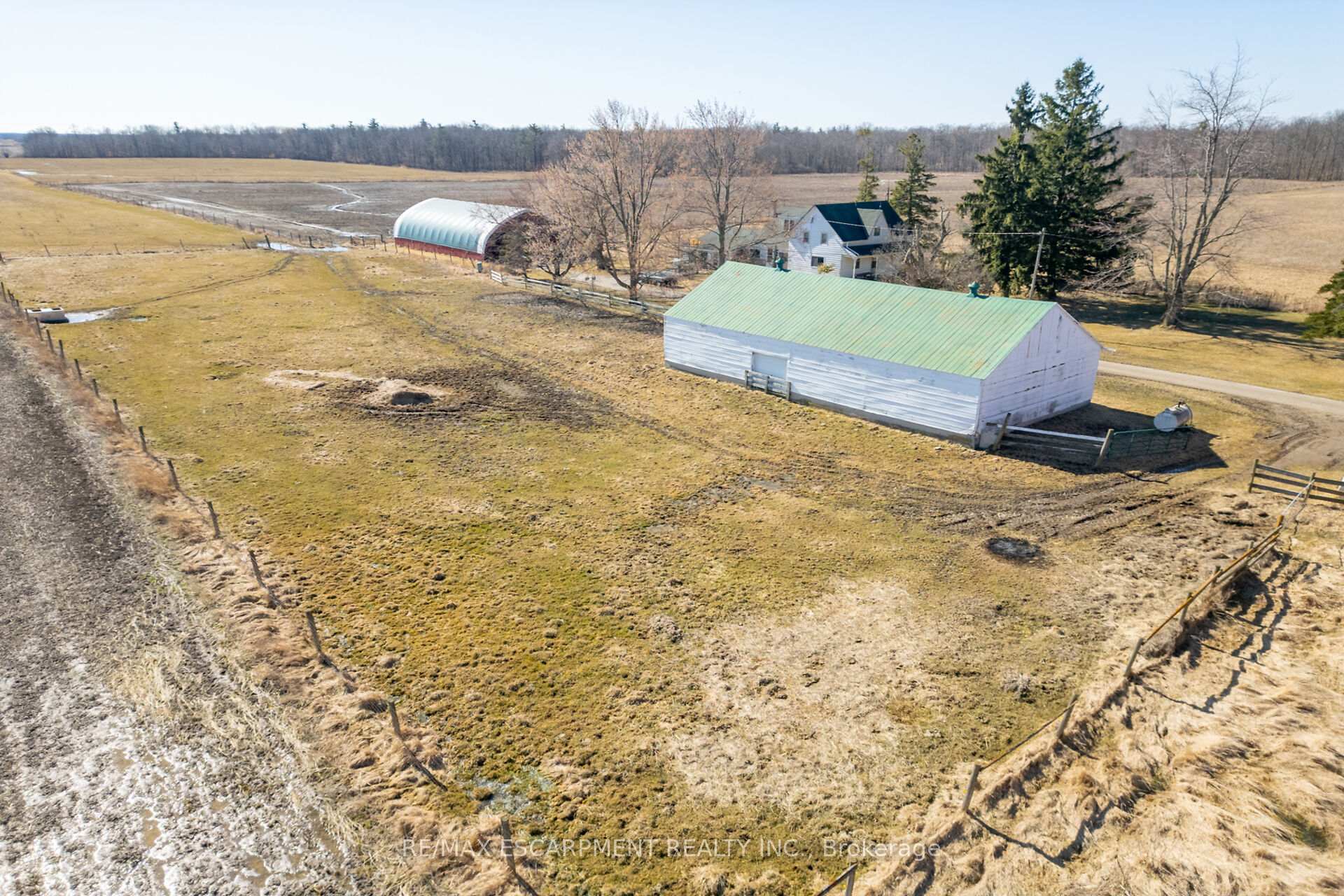 Photo 29 of 3412 Young Road, Haldimand — HOMEH