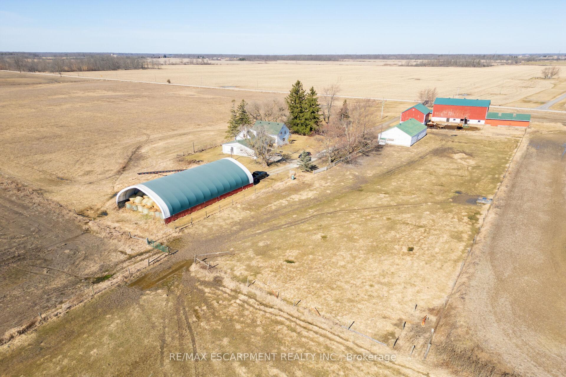 Photo 33 of 3412 Young Road, Haldimand — HOMEH