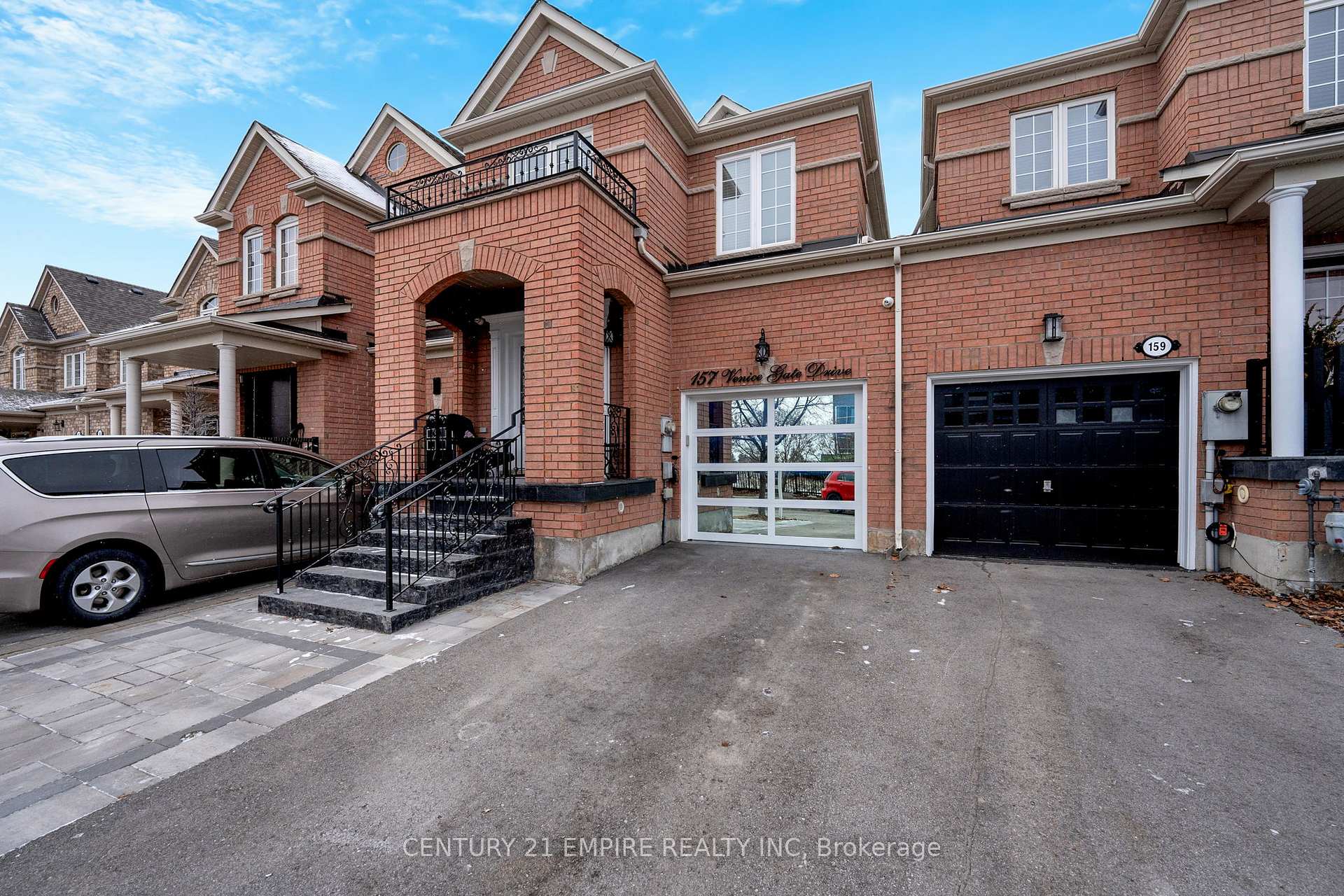 Photo 6 of 157 Venice Gate Drive, Vaughan, Vellore Village — HOMEH