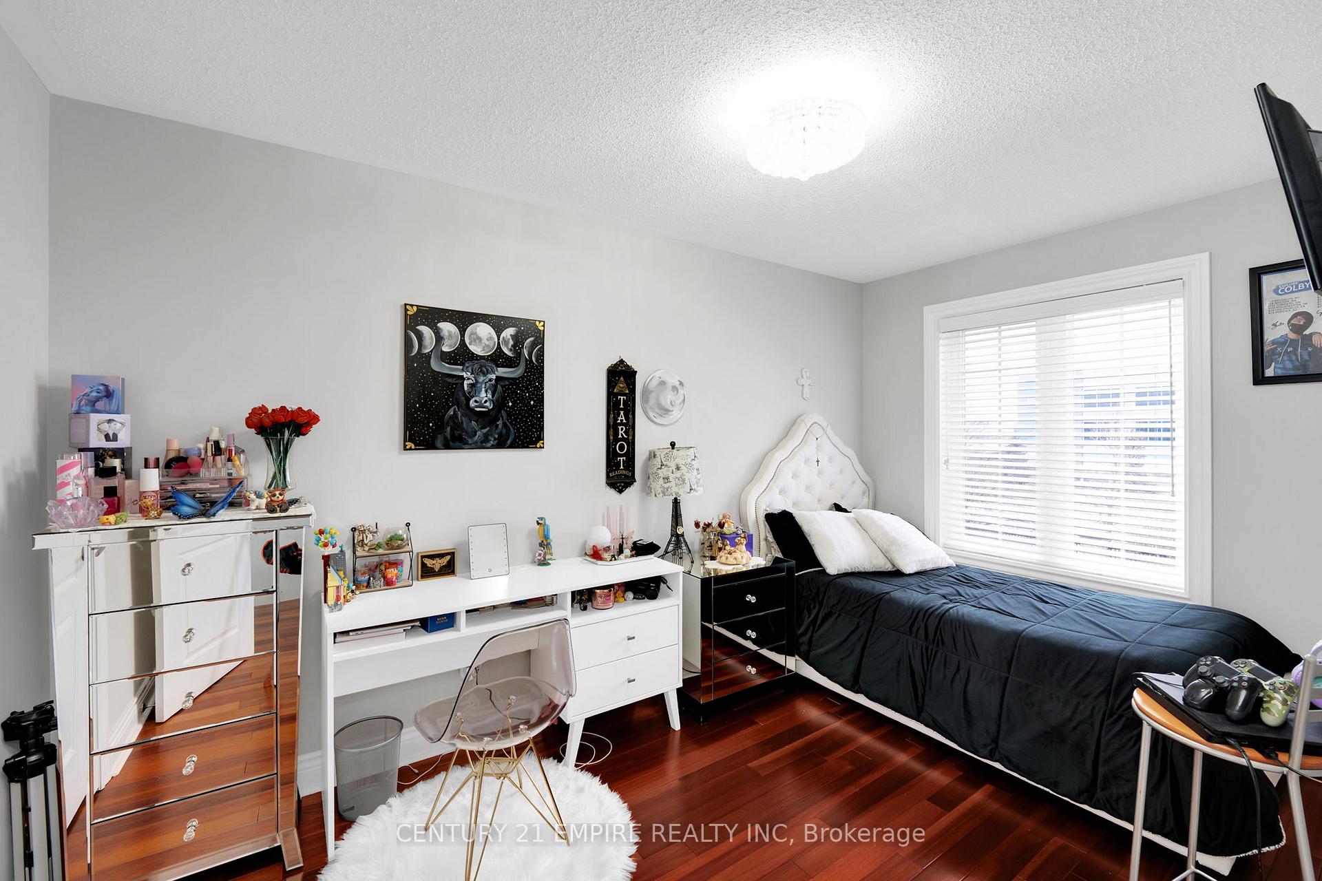 Photo 18 of 157 Venice Gate Drive, Vaughan, Vellore Village — HOMEH