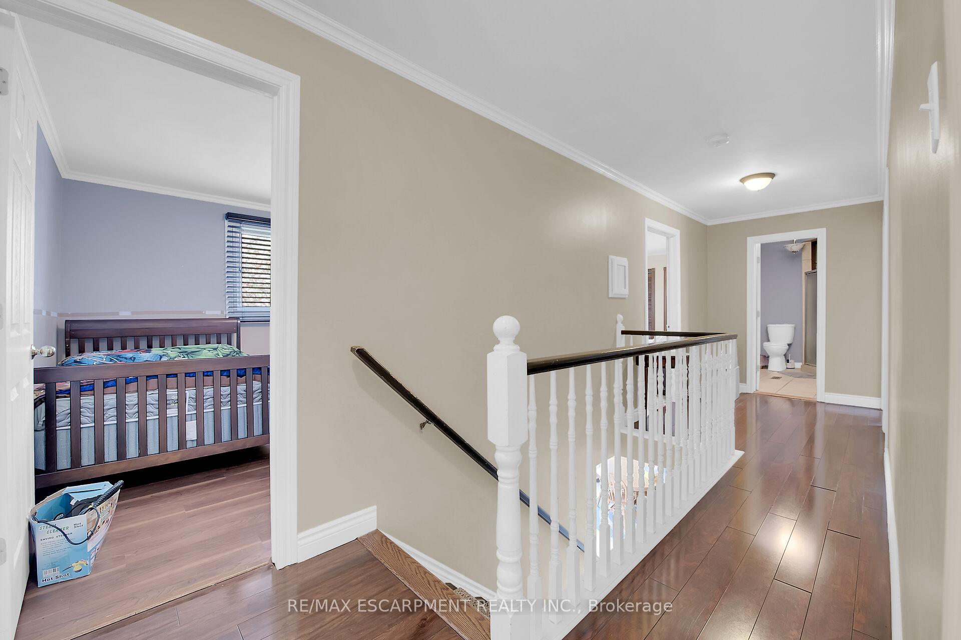 Photo 23 of 11 Sheridan Drive, Hamilton, Hill Park — HOMEH