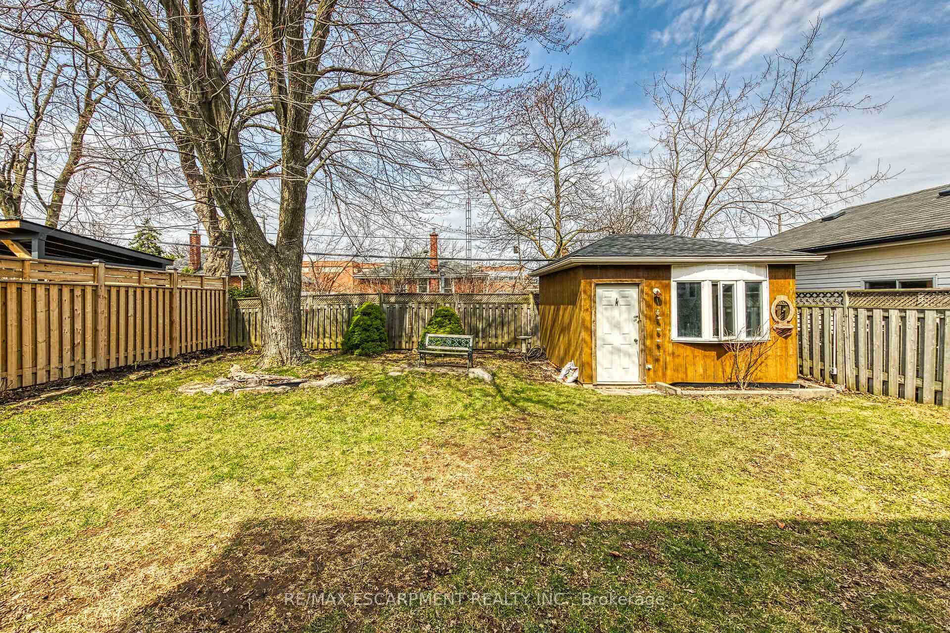 Photo 38 of 11 Sheridan Drive, Hamilton, Hill Park — HOMEH