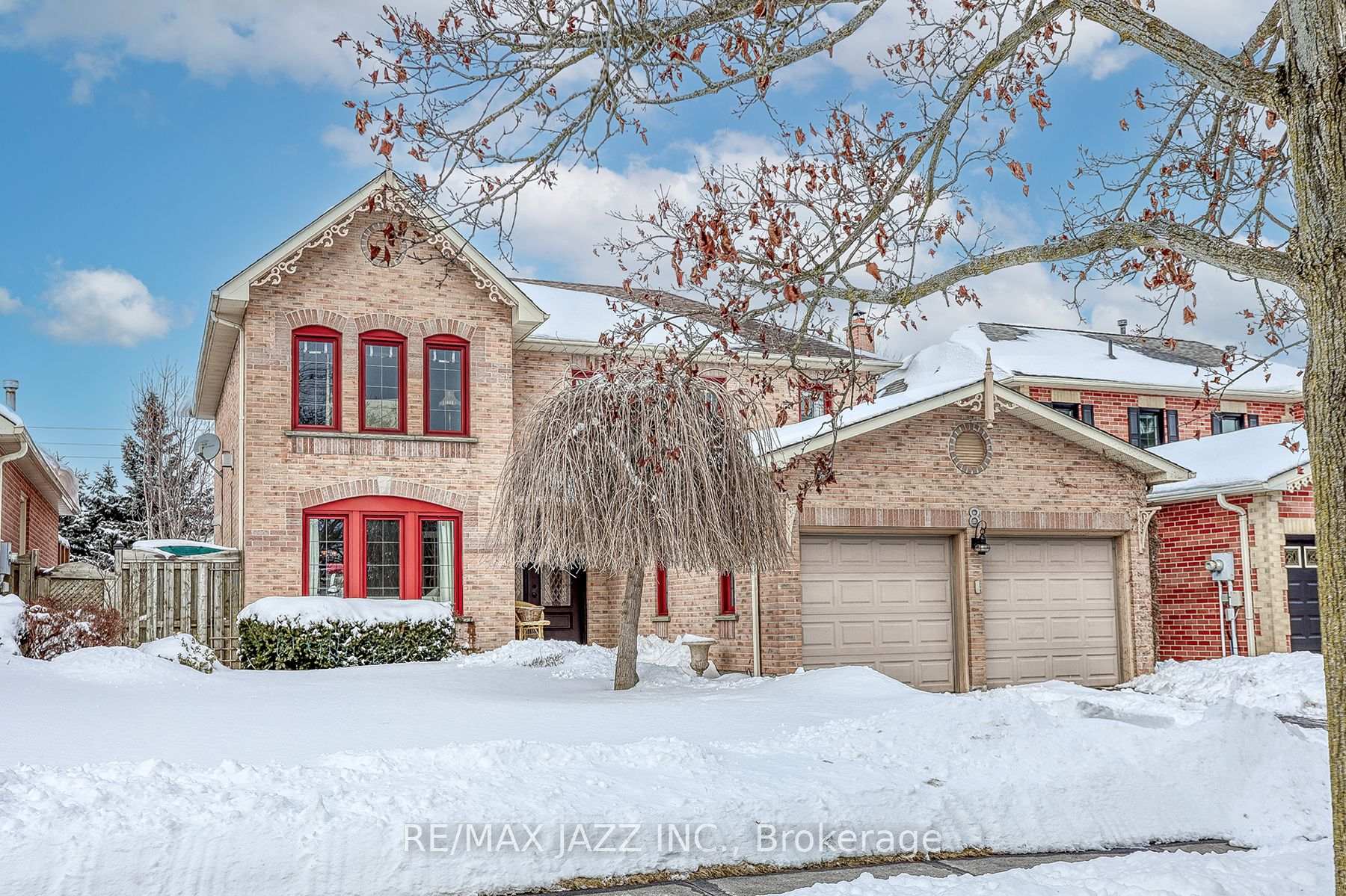 Photo 1 of 8 Irwin Drive, Whitby, Downtown Whitby — HOMEH