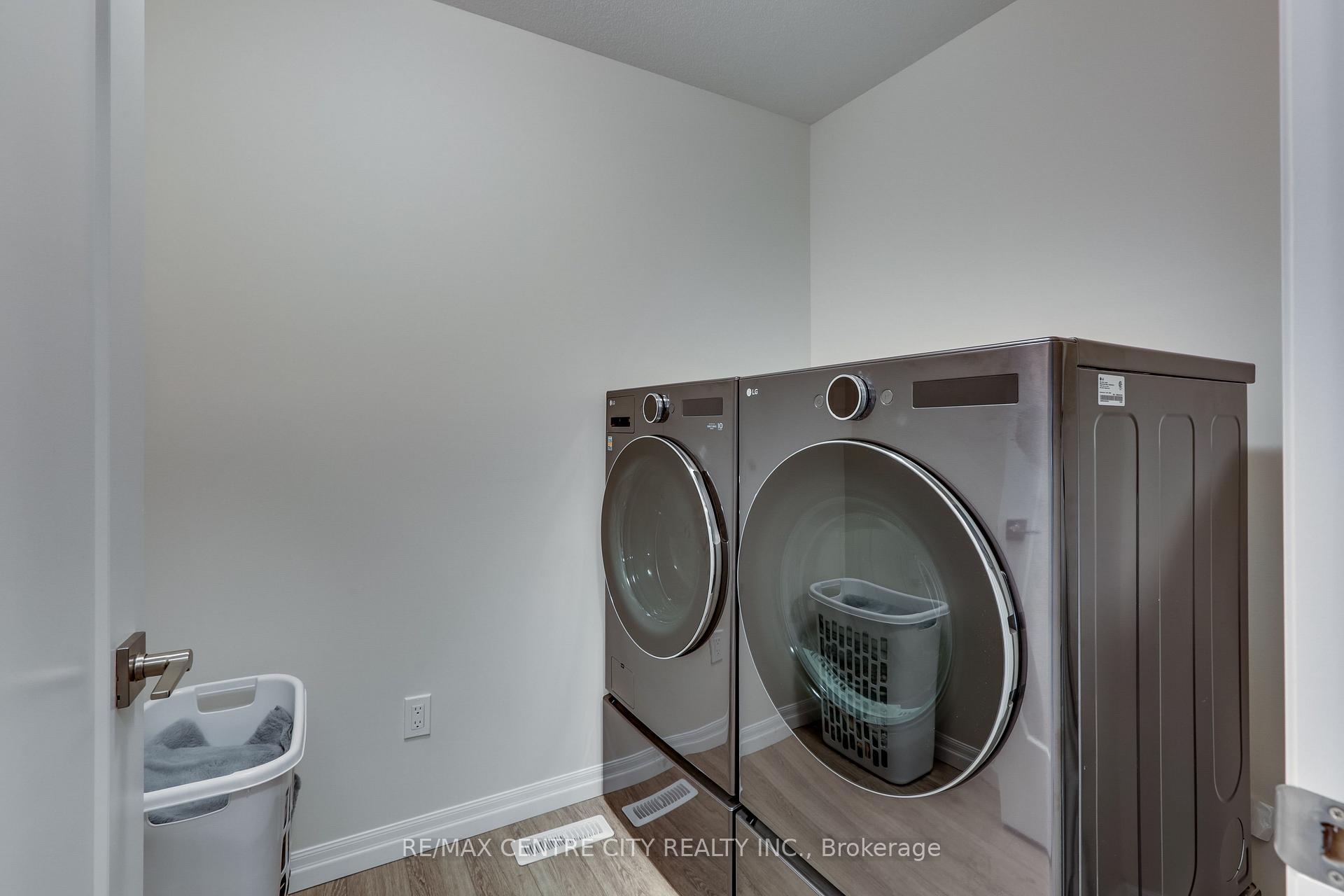 Photo 20 of 210 Renaissance Drive, St. Thomas — HOMEH