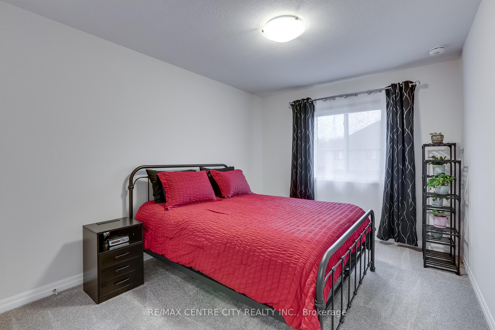 Photo 30 of 210 Renaissance Drive, St. Thomas — HOMEH