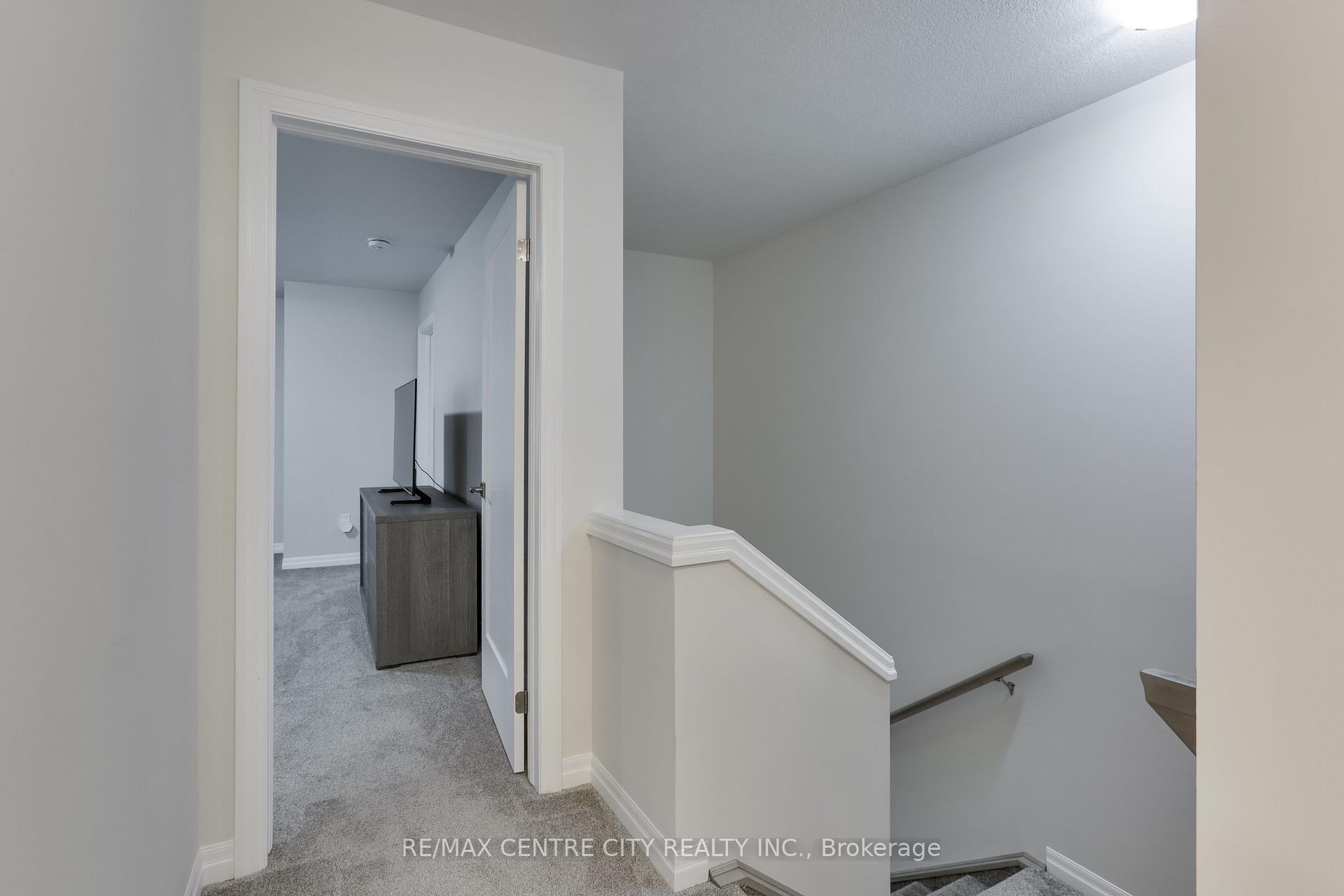Photo 33 of 210 Renaissance Drive, St. Thomas — HOMEH