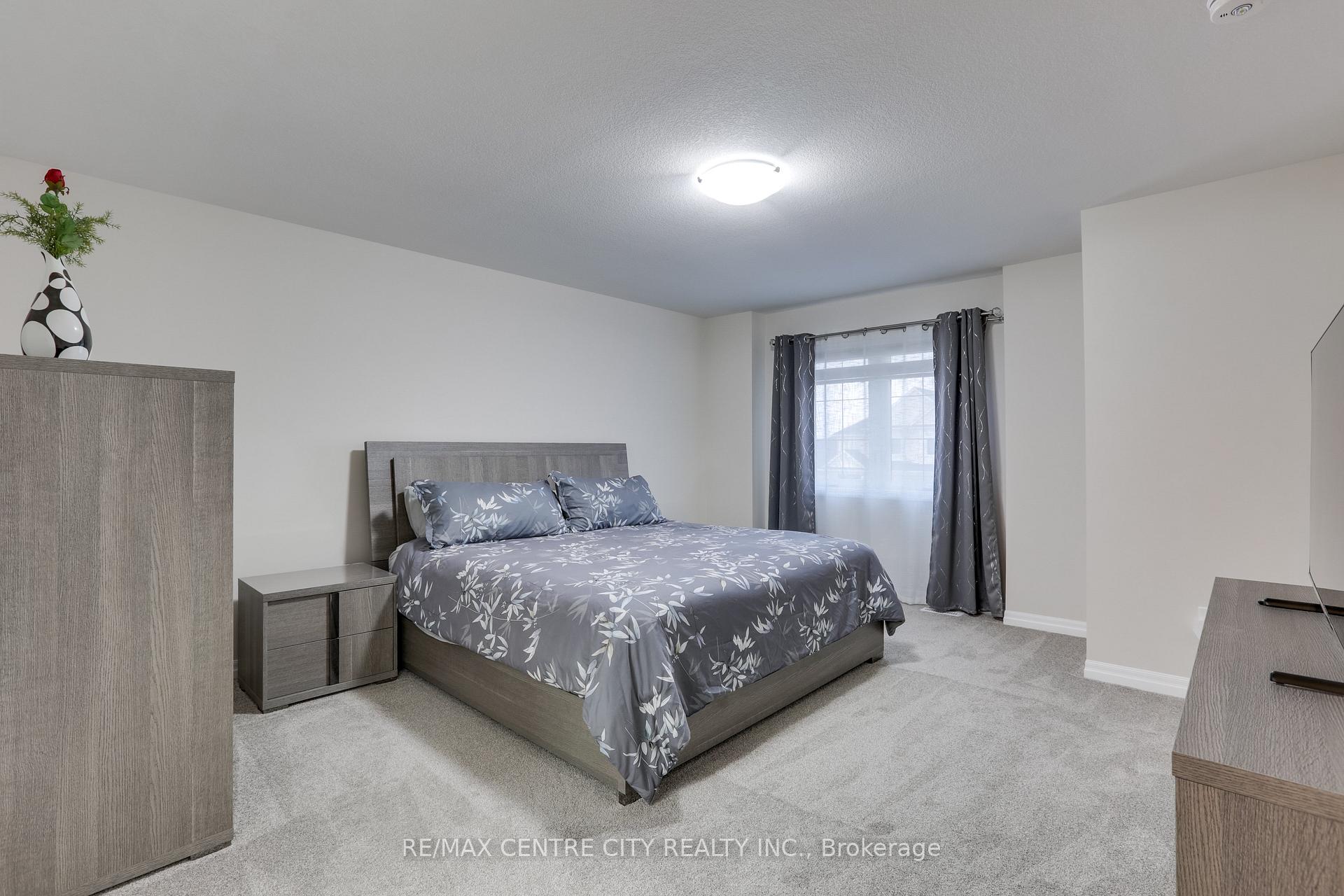 Photo 31 of 210 Renaissance Drive, St. Thomas — HOMEH