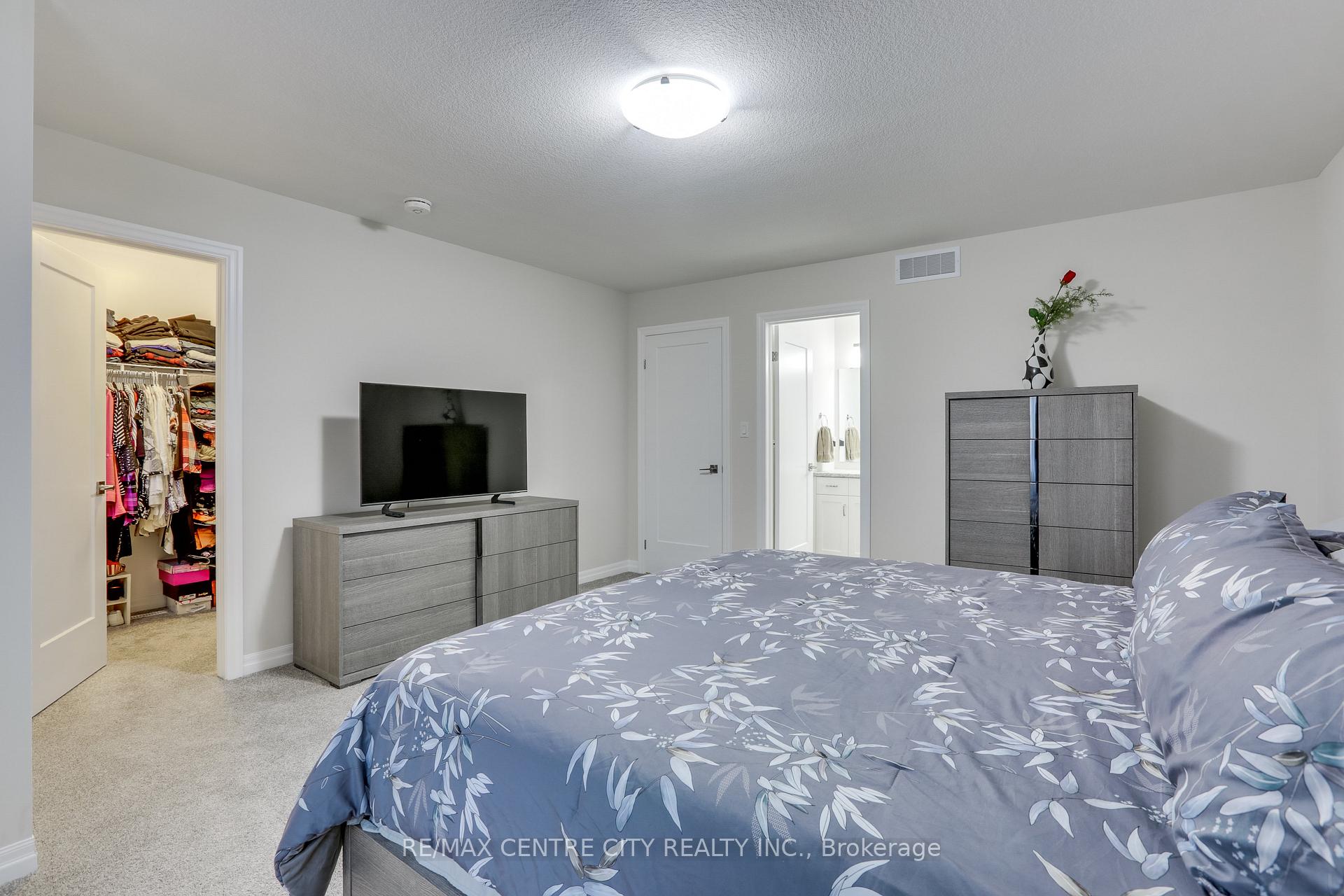 Photo 23 of 210 Renaissance Drive, St. Thomas — HOMEH