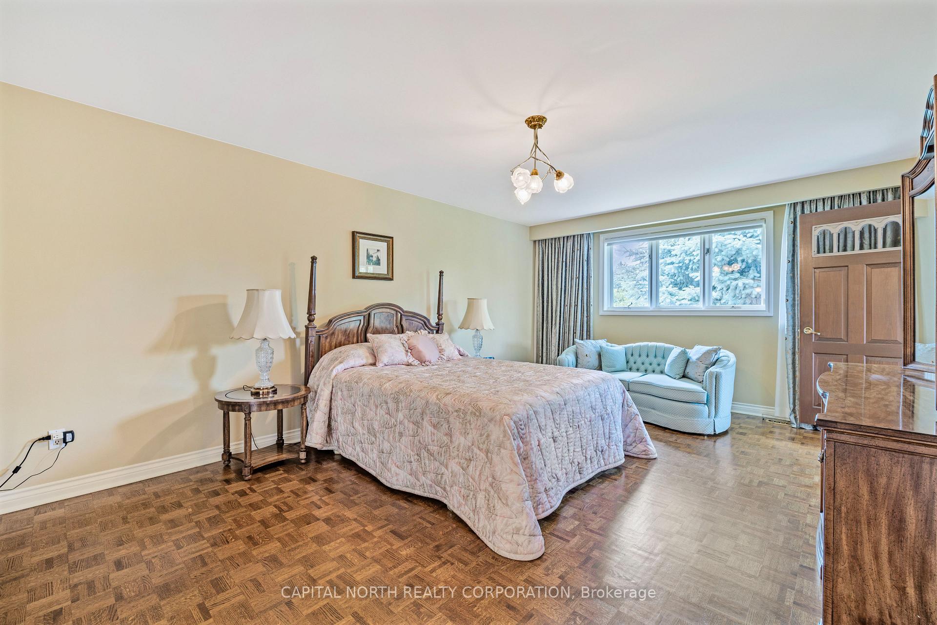 Photo 39 of 38 Queen Post Drive, Vaughan, East Woodbridge — HOMEH
