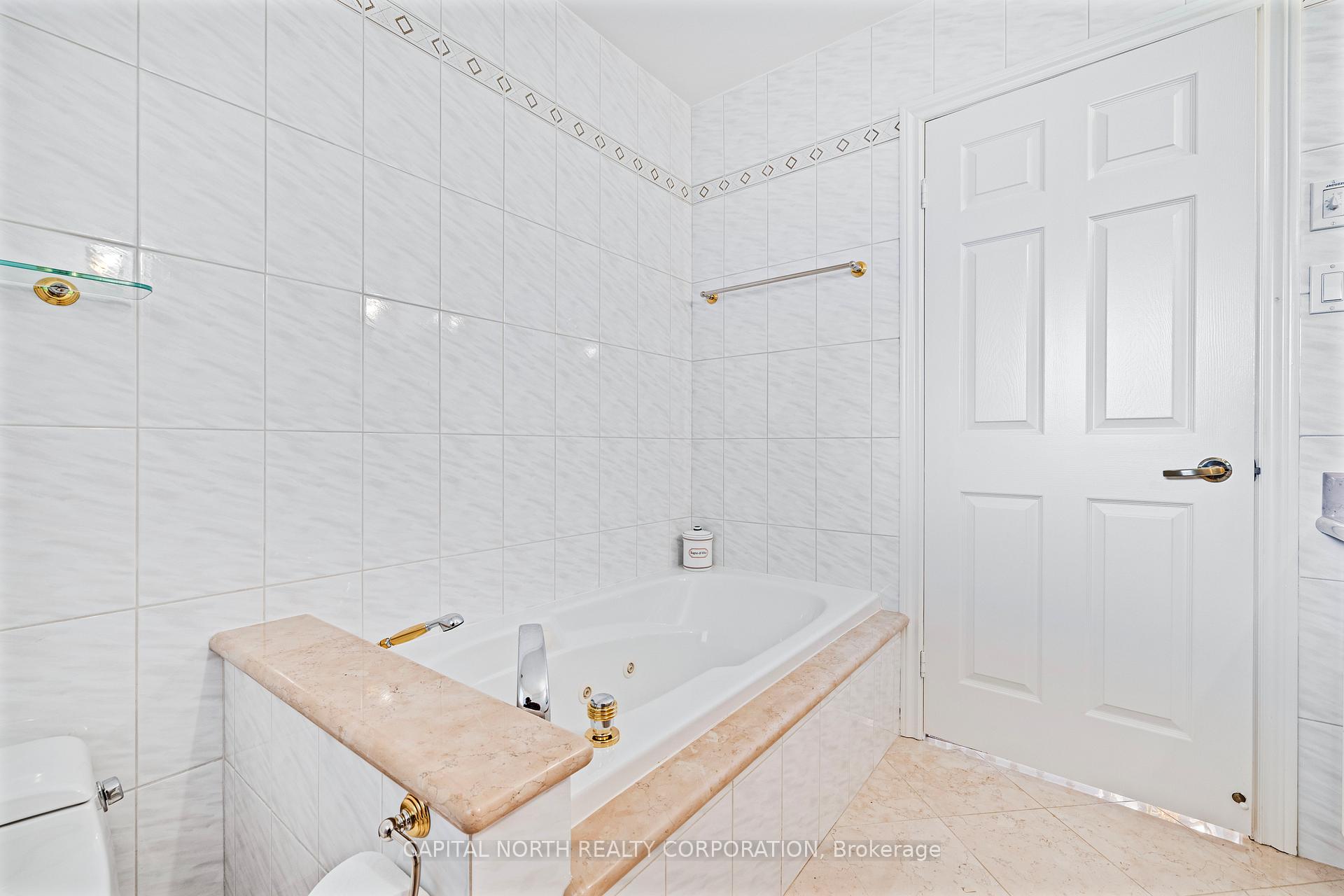 Photo 40 of 38 Queen Post Drive, Vaughan, East Woodbridge — HOMEH