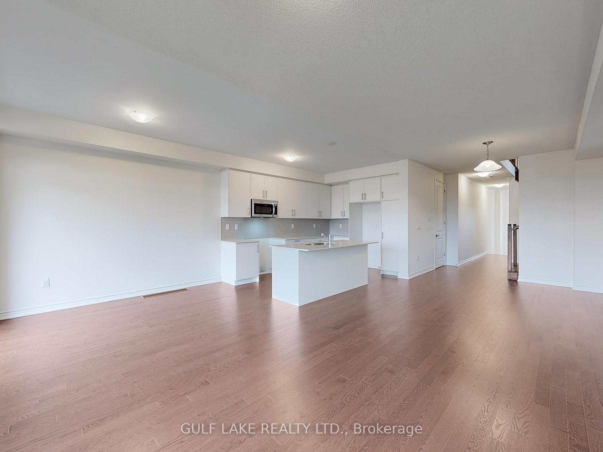 Photo 7 of 54 Phoenix Boulevard, Barrie, Rural Barrie Southeast — HOMEH