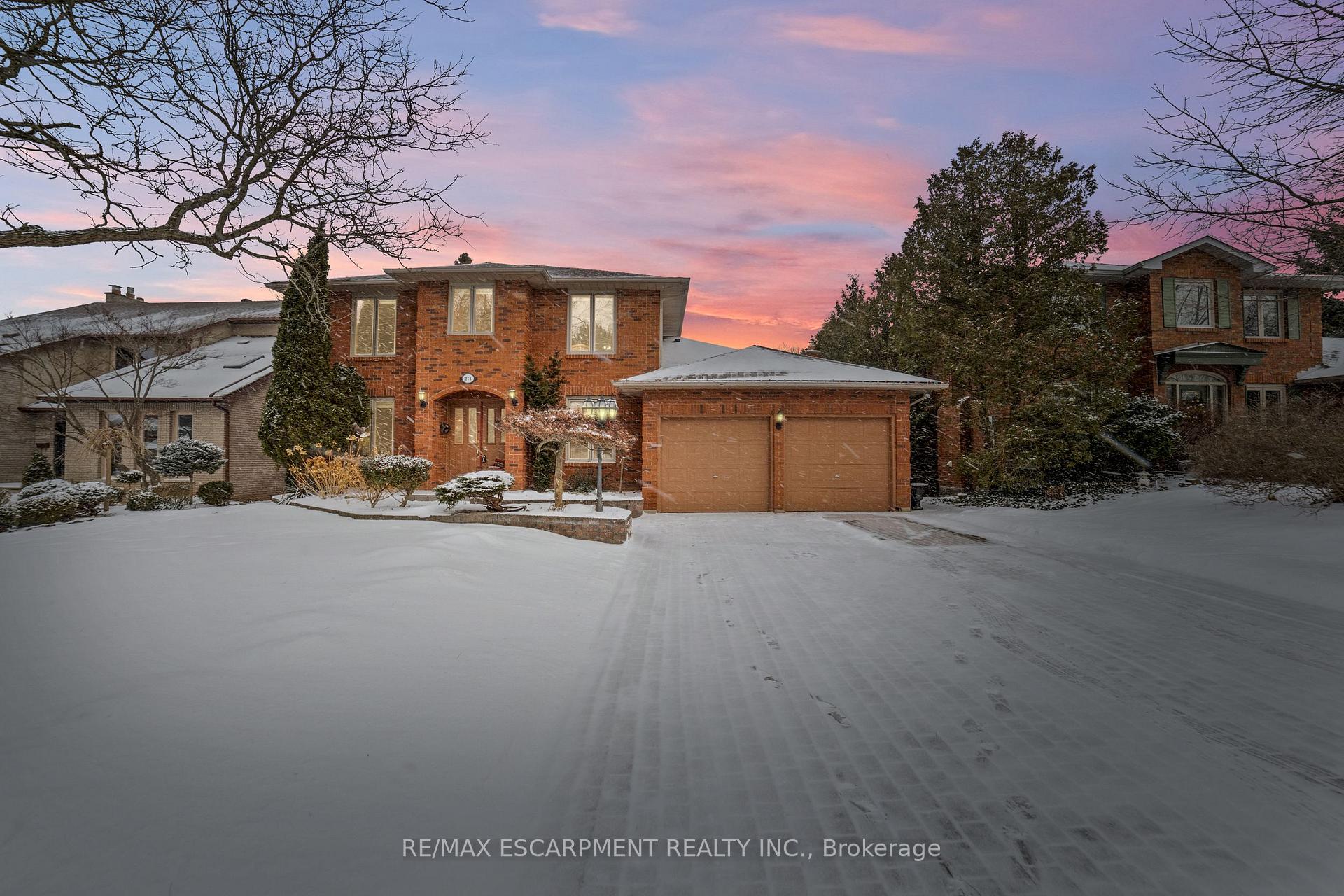 Photo 1 of 274 Lloyminn Avenue, Hamilton, Ancaster — HOMEH