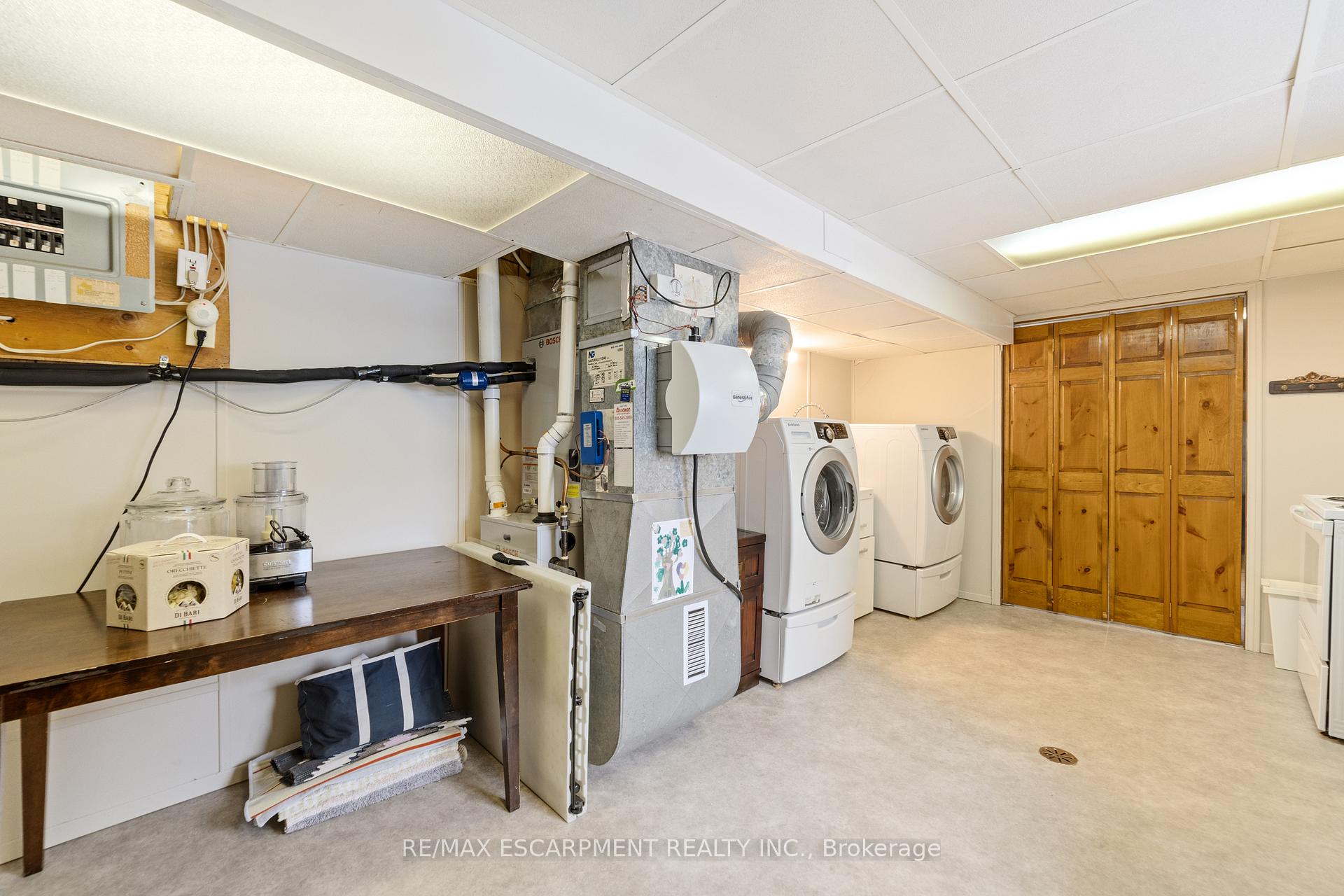 Photo 29 of 274 Lloyminn Avenue, Hamilton, Ancaster — HOMEH