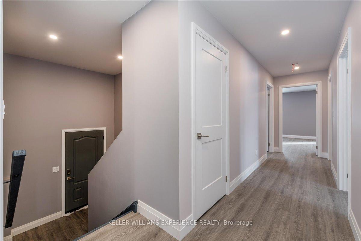 Photo 11 of 141 Pine Street W, Gravenhurst, Muskoka (S) — HOMEH