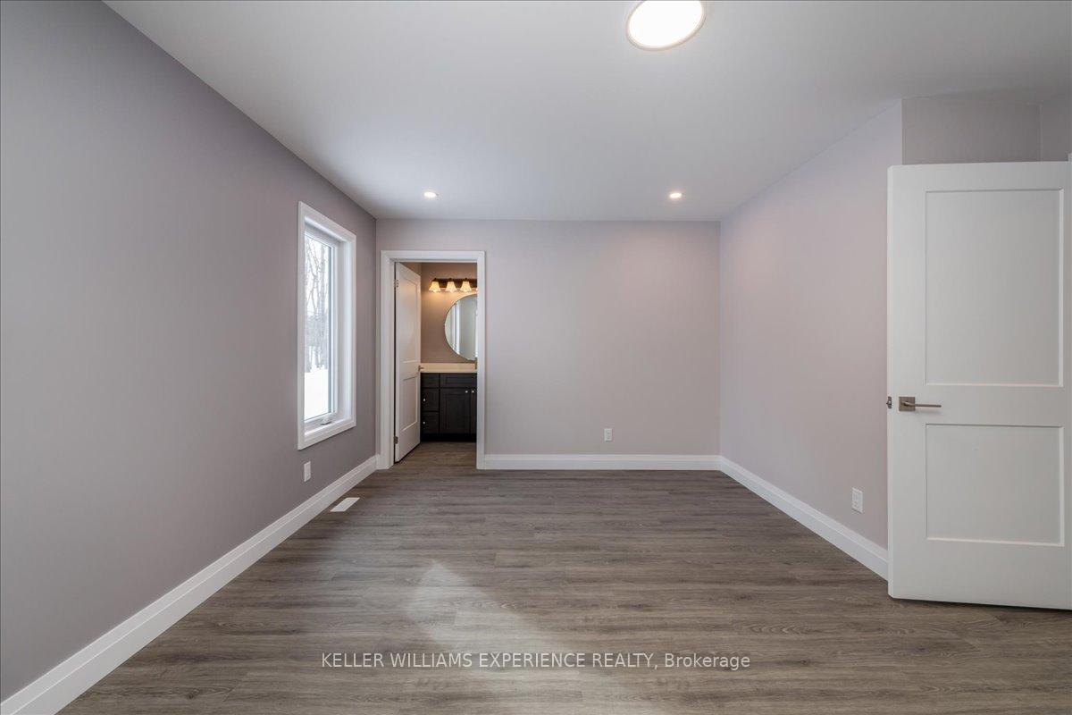 Photo 15 of 141 Pine Street W, Gravenhurst, Muskoka (S) — HOMEH