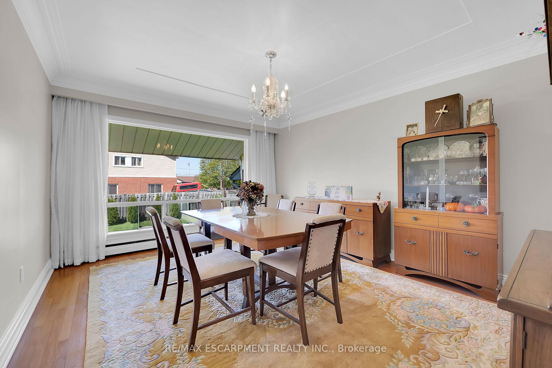Photo 8 of 45 James Avenue, Hamilton, Stoney Creek — HOMEH