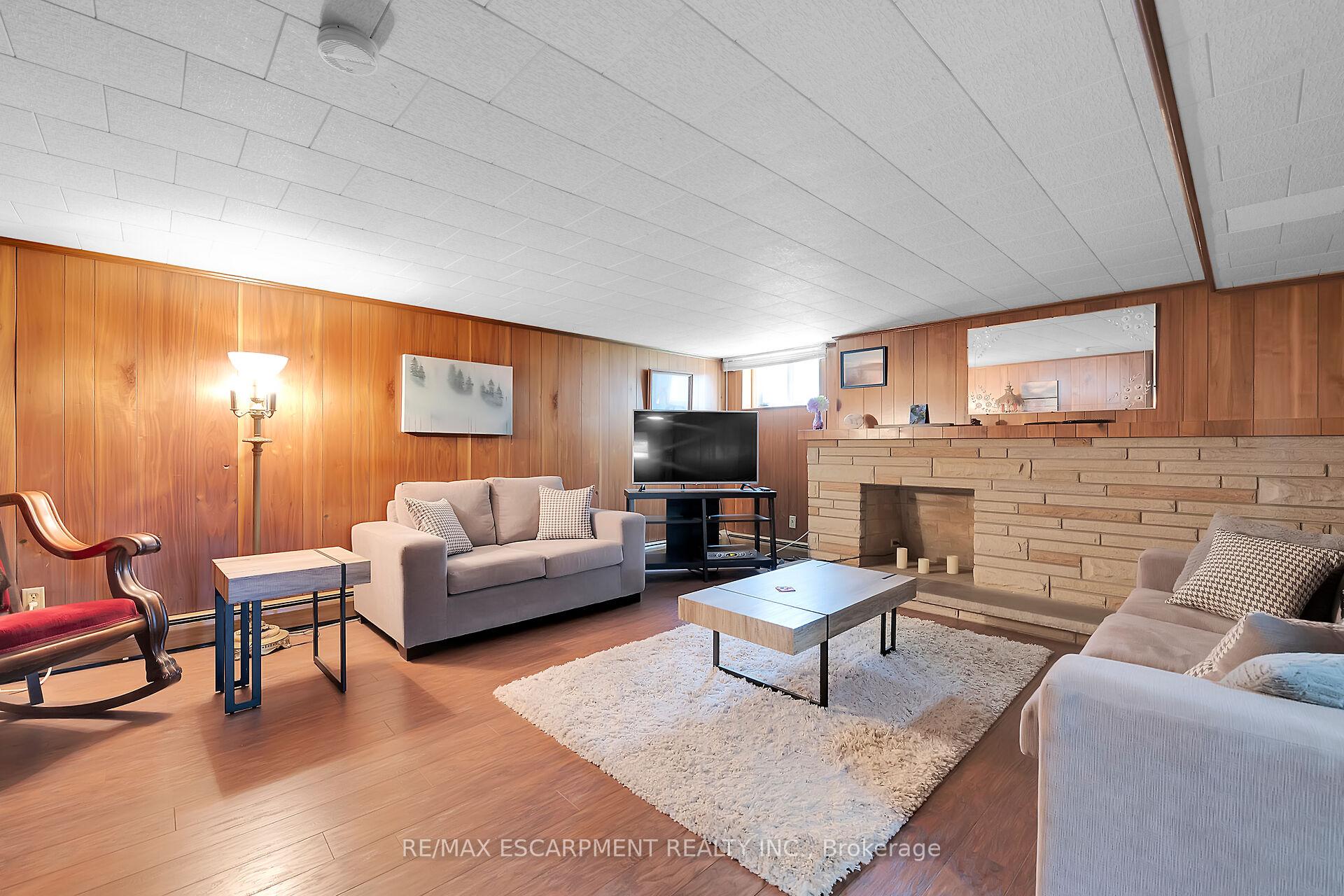 Photo 30 of 45 James Avenue, Hamilton, Stoney Creek — HOMEH