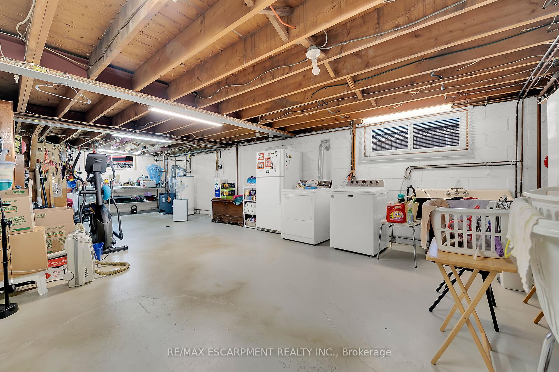 Photo 45 of 45 James Avenue, Hamilton, Stoney Creek — HOMEH