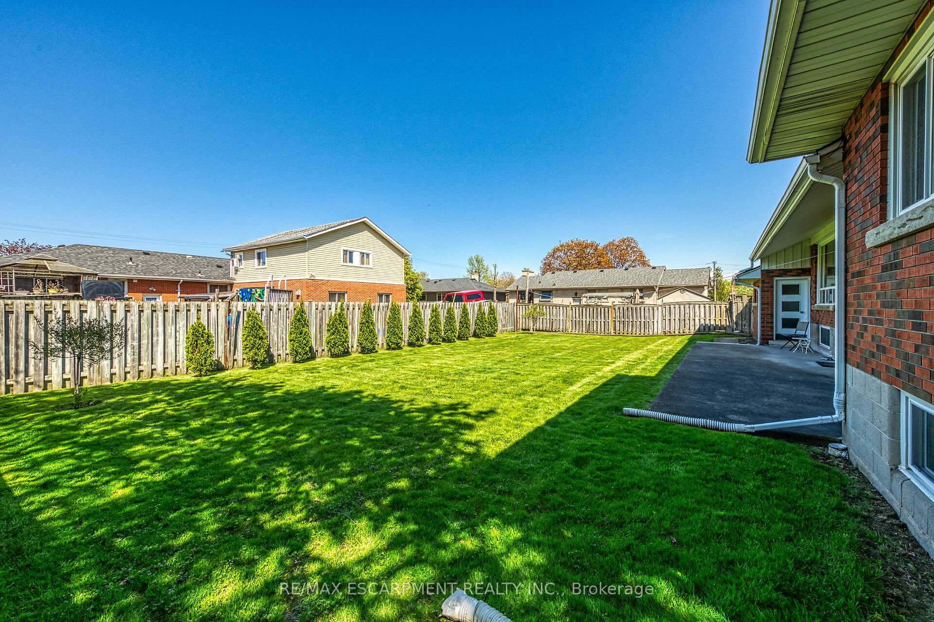 Photo 49 of 45 James Avenue, Hamilton, Stoney Creek — HOMEH