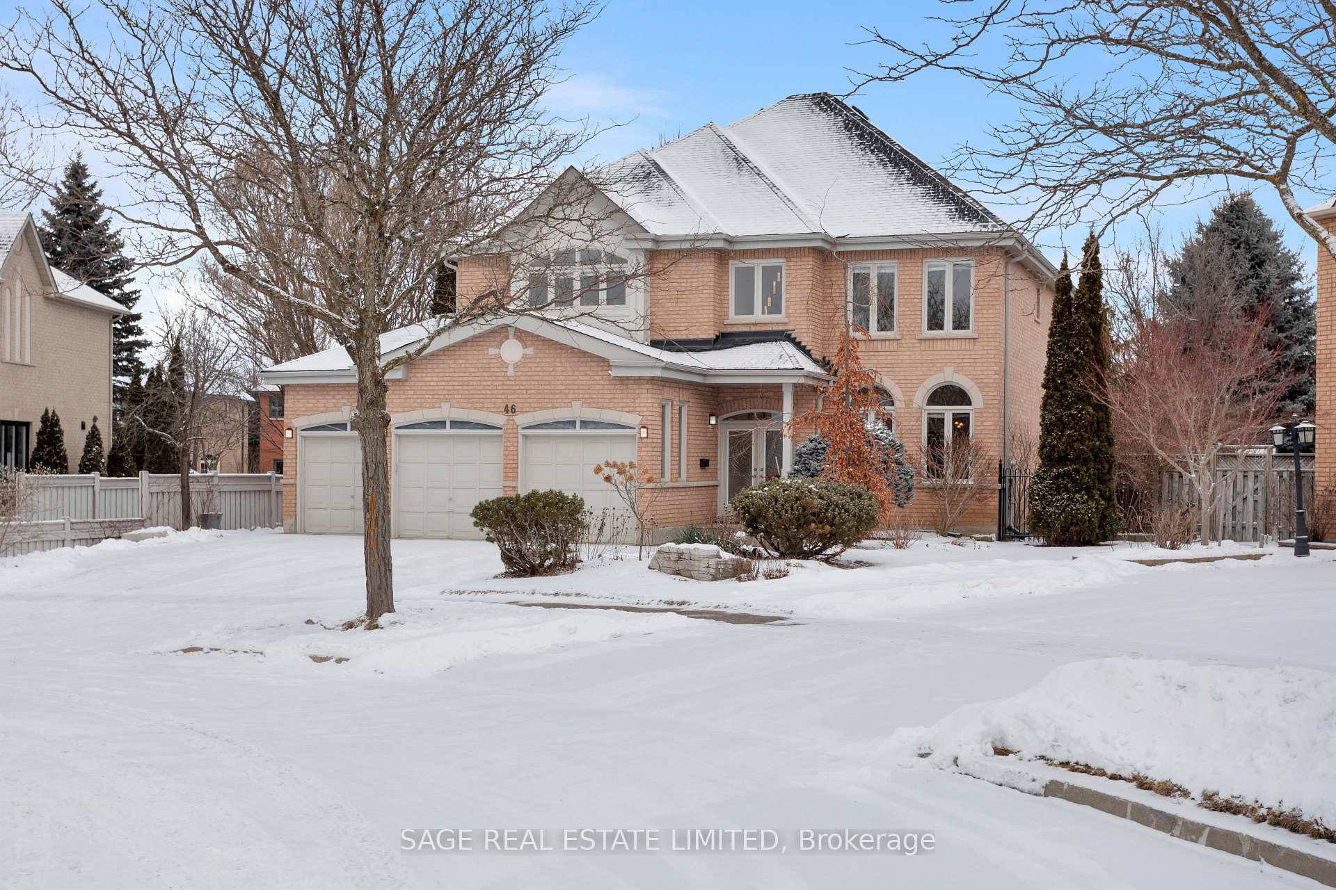 Photo 3 of 46 Goldring Crescent, Markham, Cachet — HOMEH