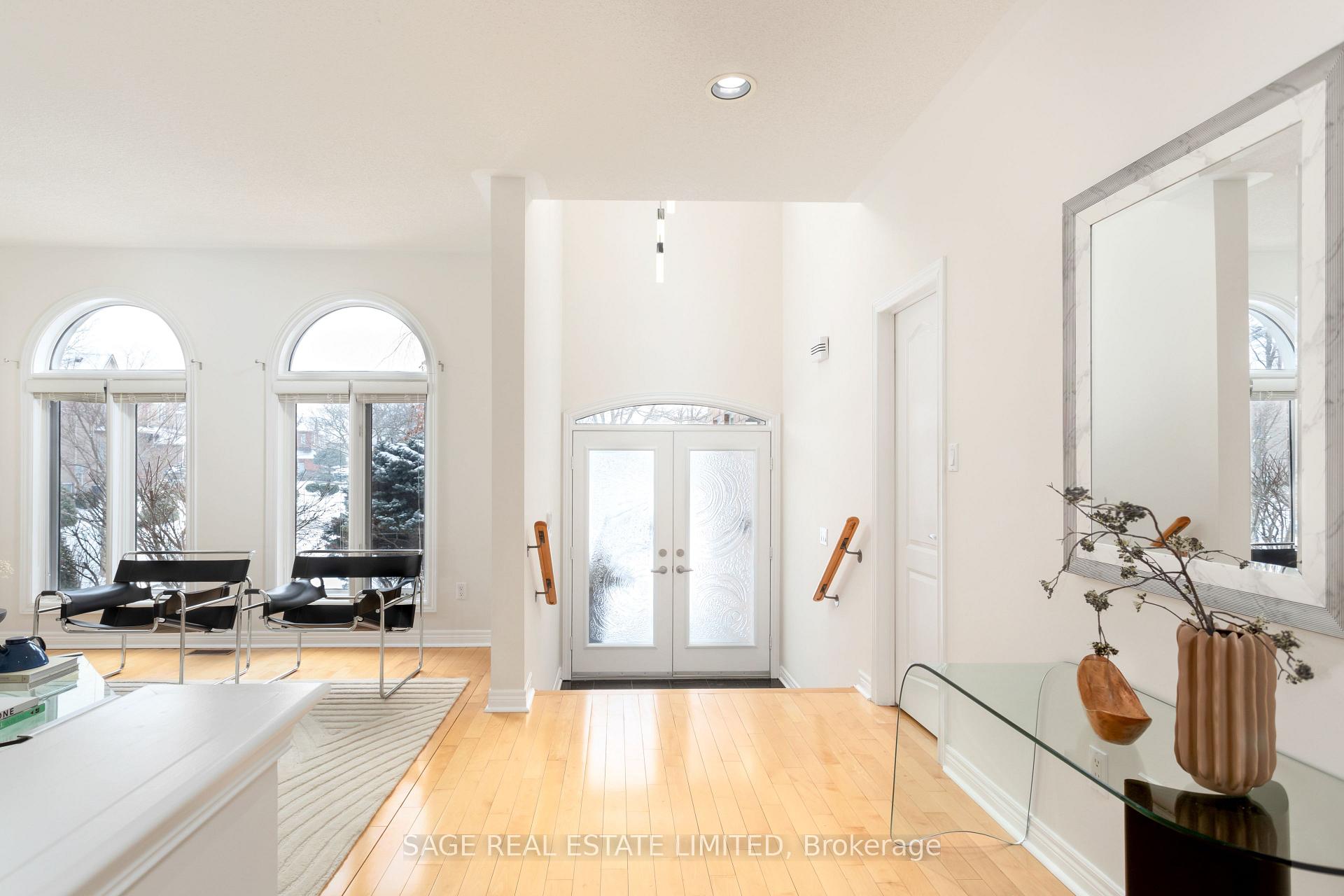 Photo 2 of 46 Goldring Crescent, Markham, Cachet — HOMEH