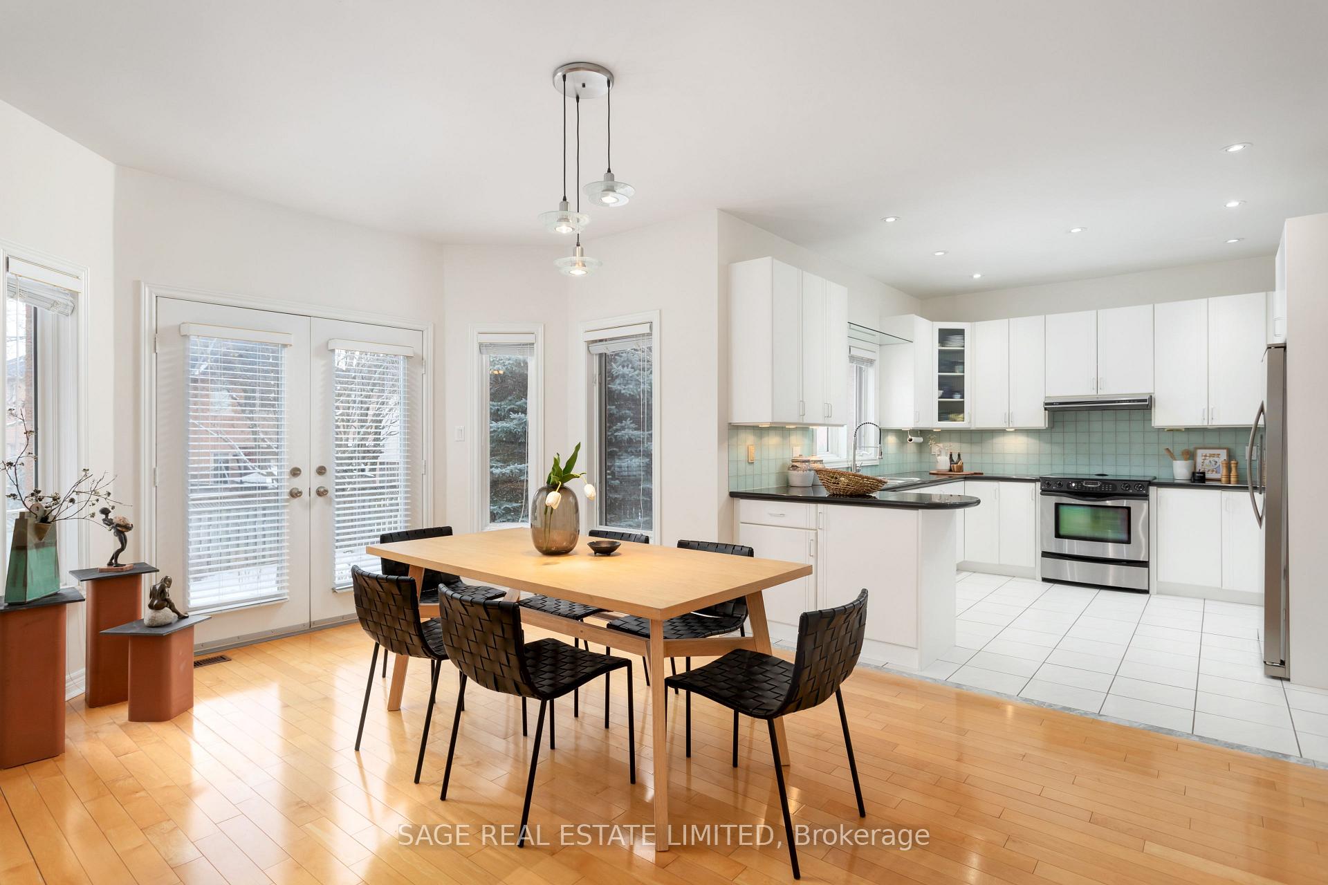 Photo 5 of 46 Goldring Crescent, Markham, Cachet — HOMEH