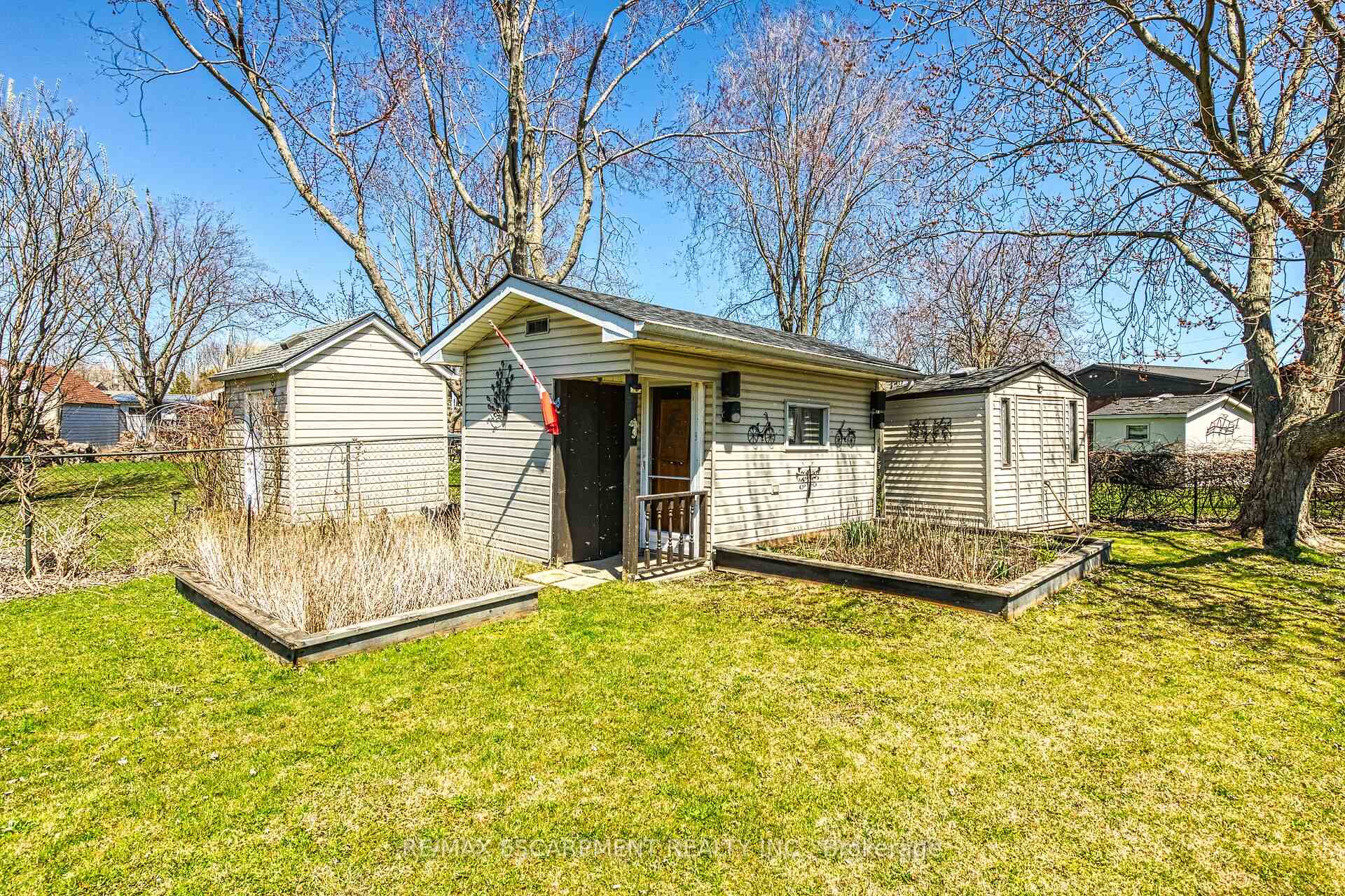 Photo 45 of 16 Witherspoon Drive, Haldimand — HOMEH